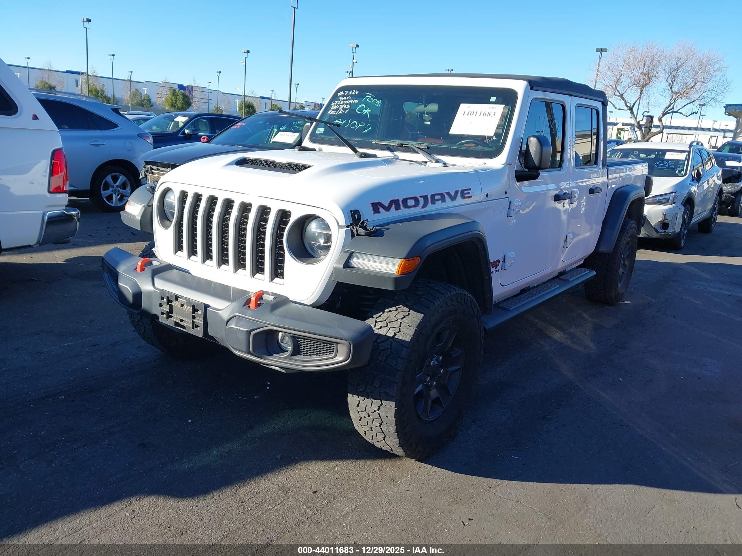 JEEP GLADIATOR image 2