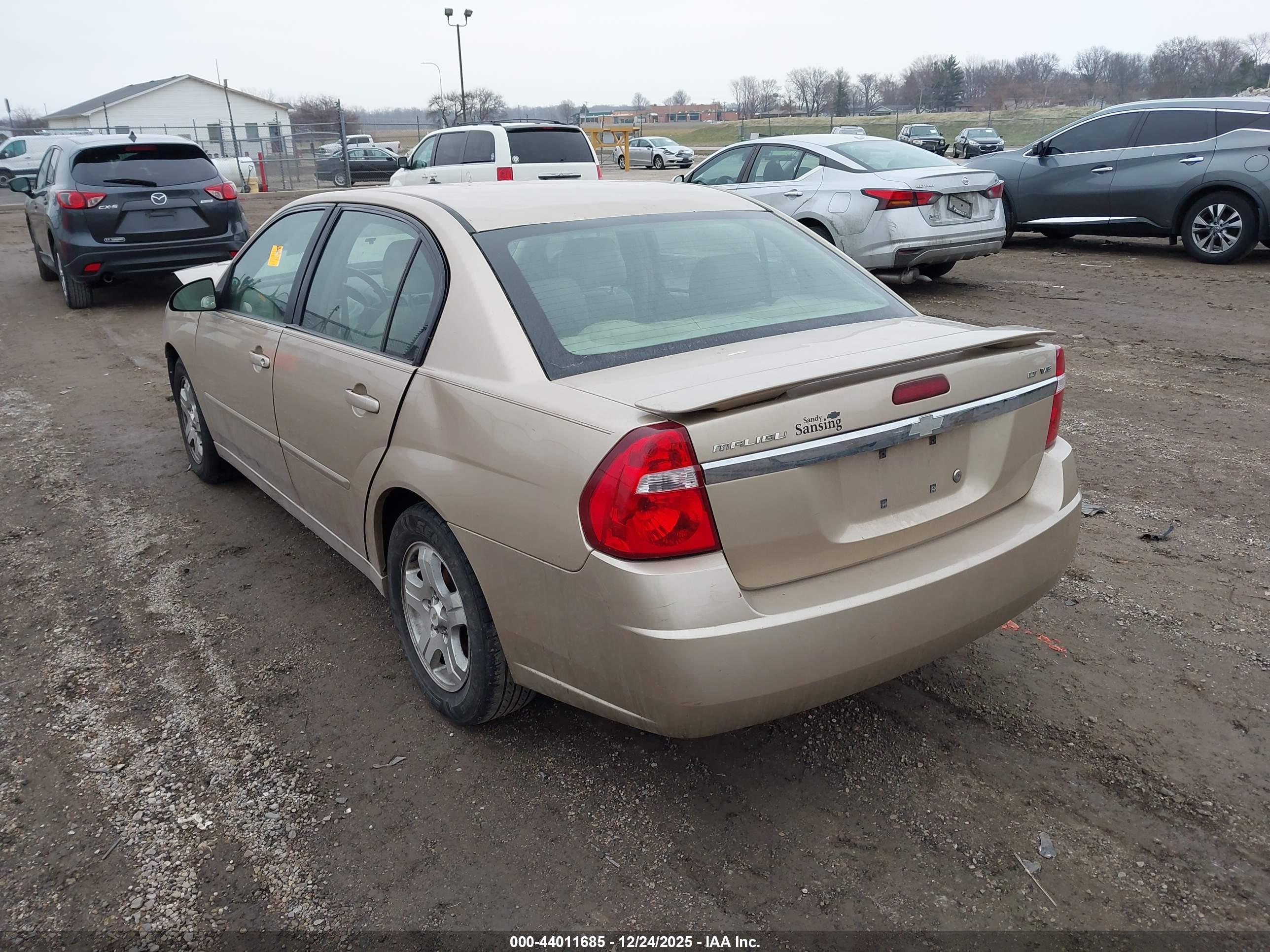 CHEVROLET MALIBU image 3