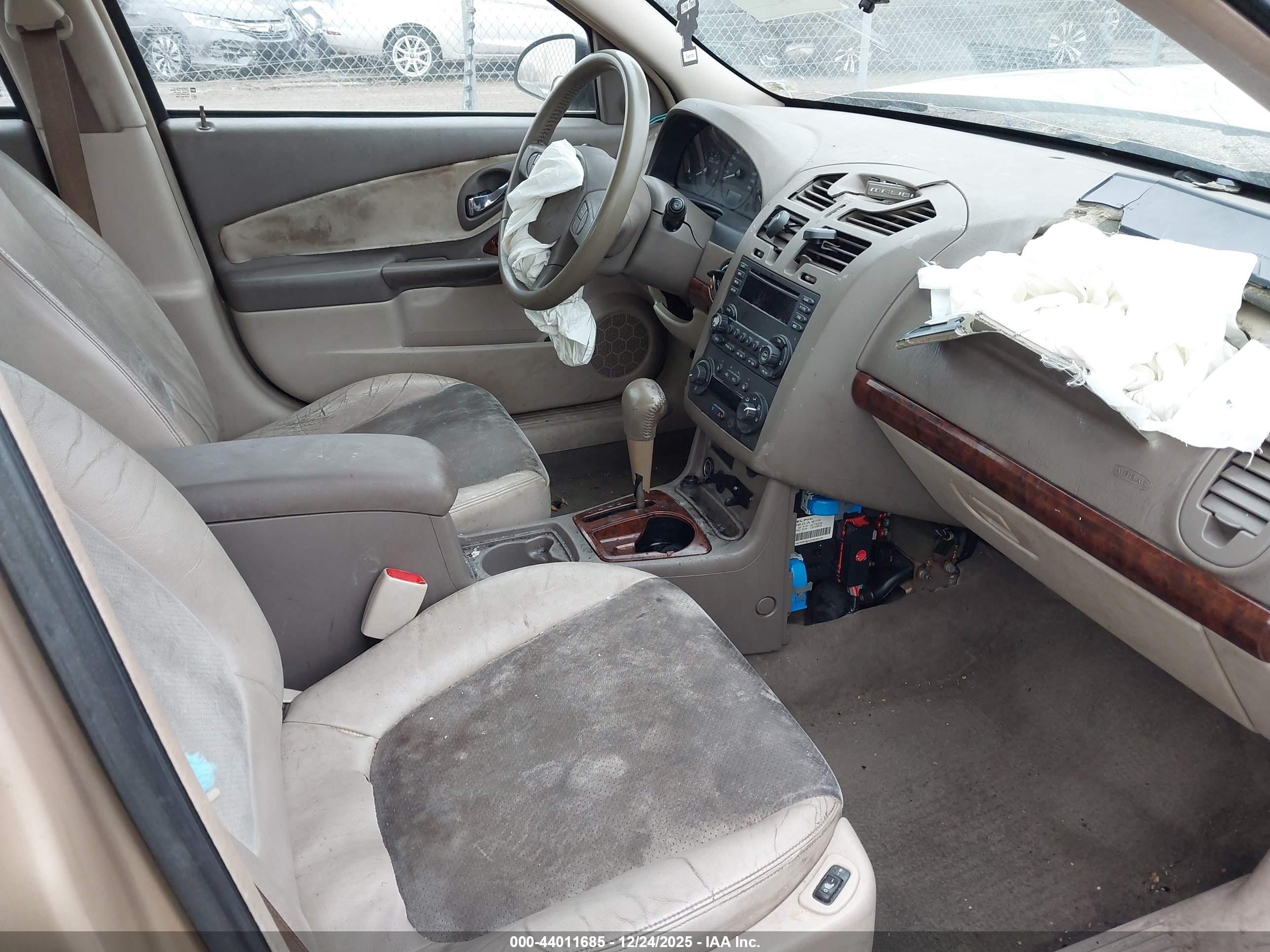 CHEVROLET MALIBU image 5
