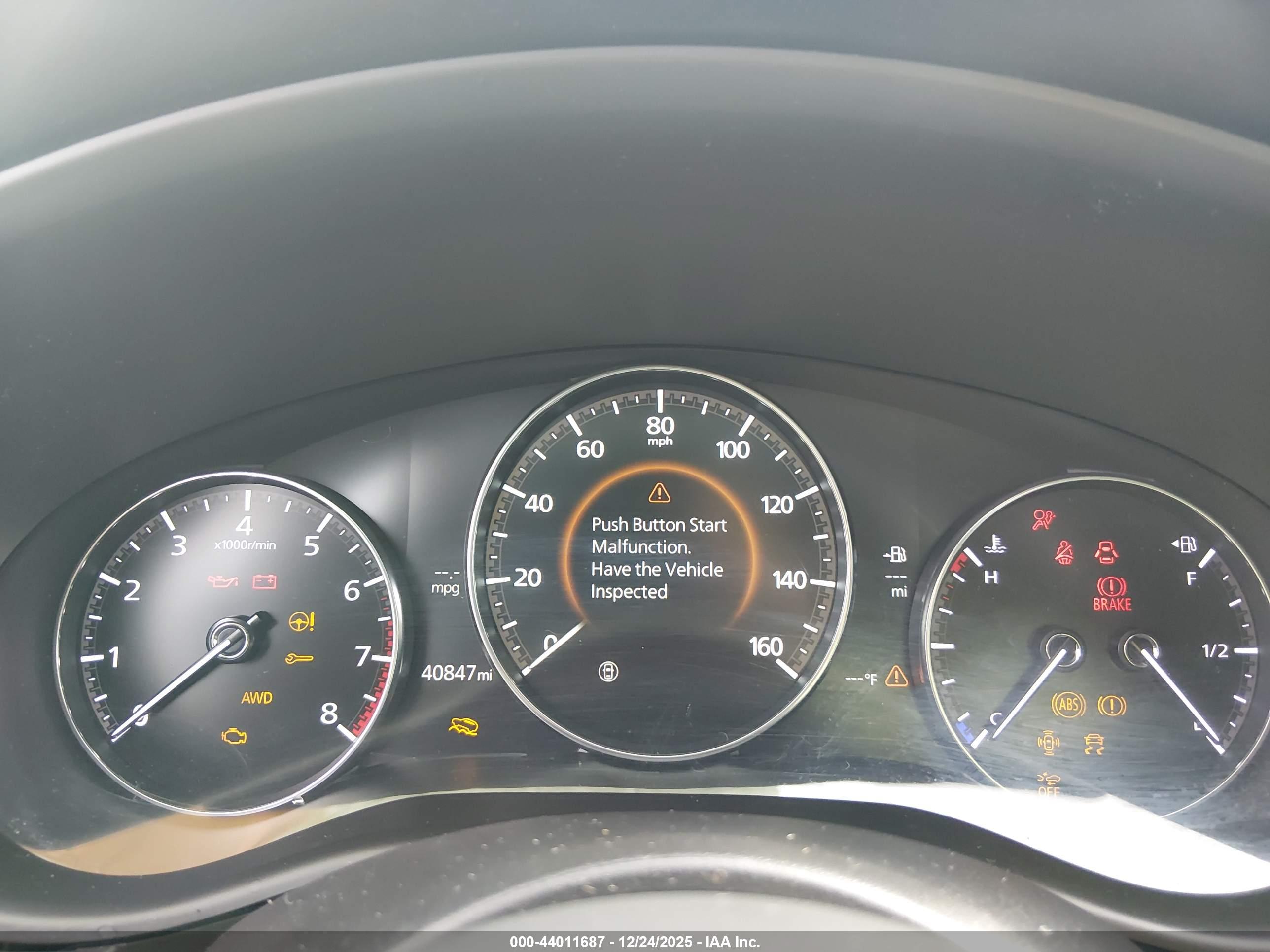 MAZDA CX-30 image 7