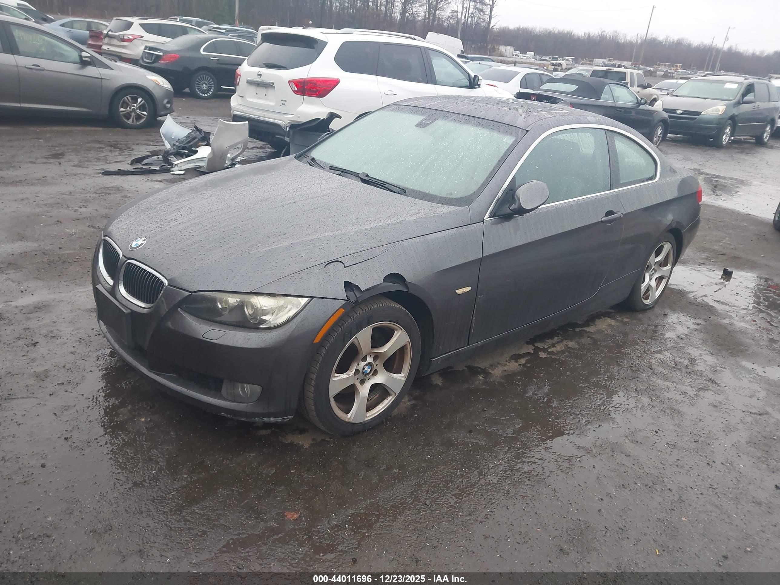 BMW 328XI image 2