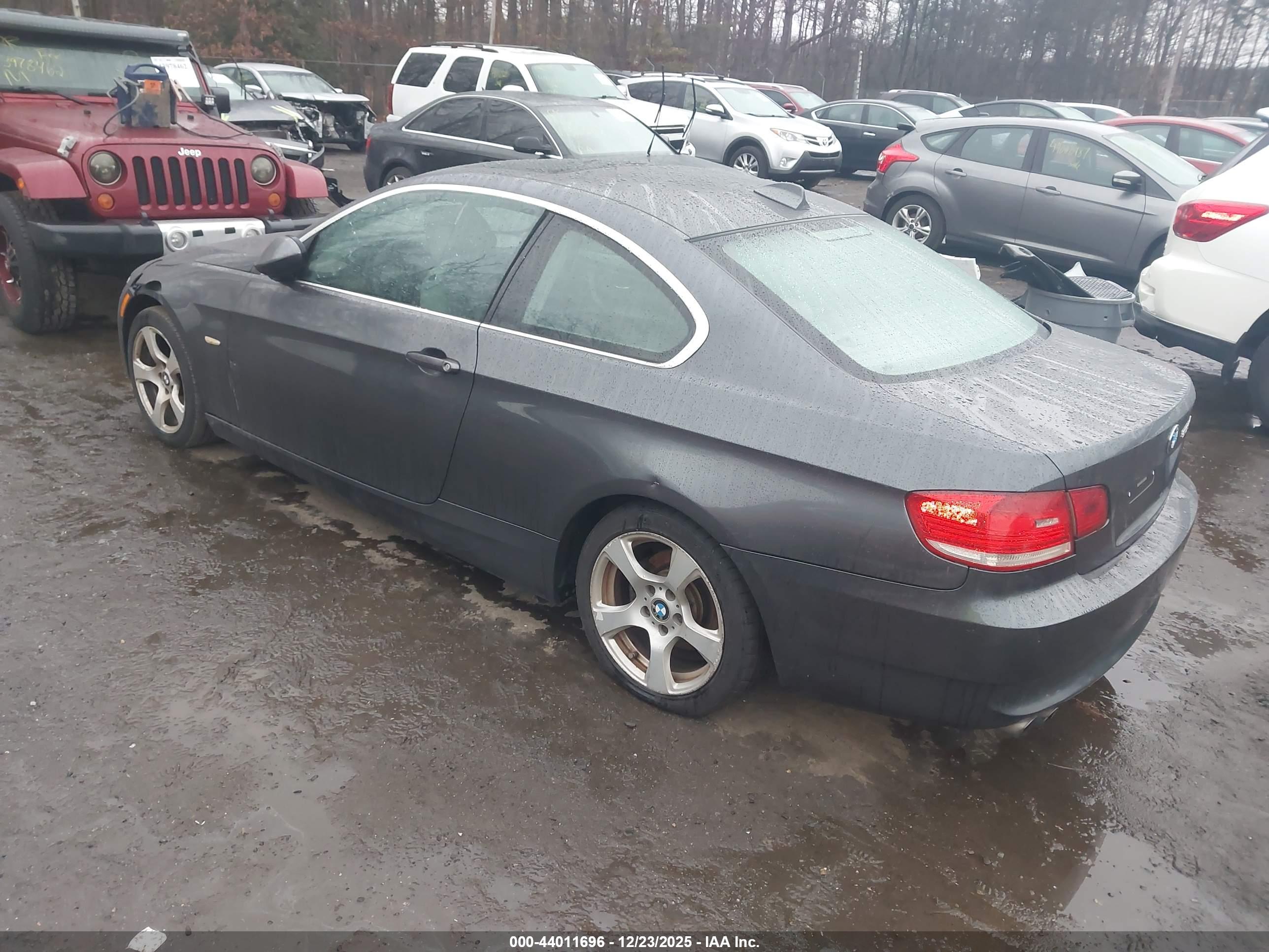 BMW 328XI image 3