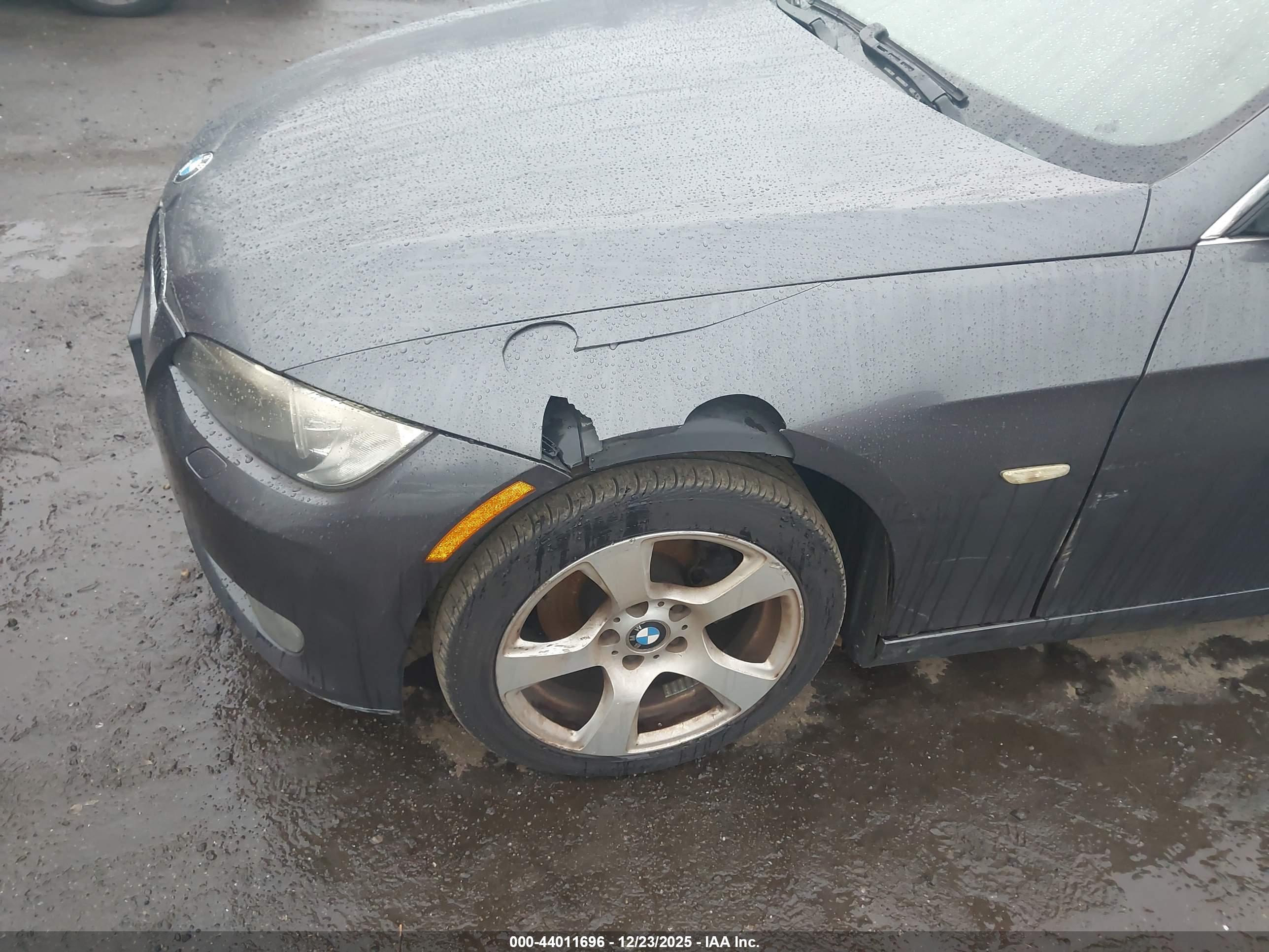 BMW 328XI image 6