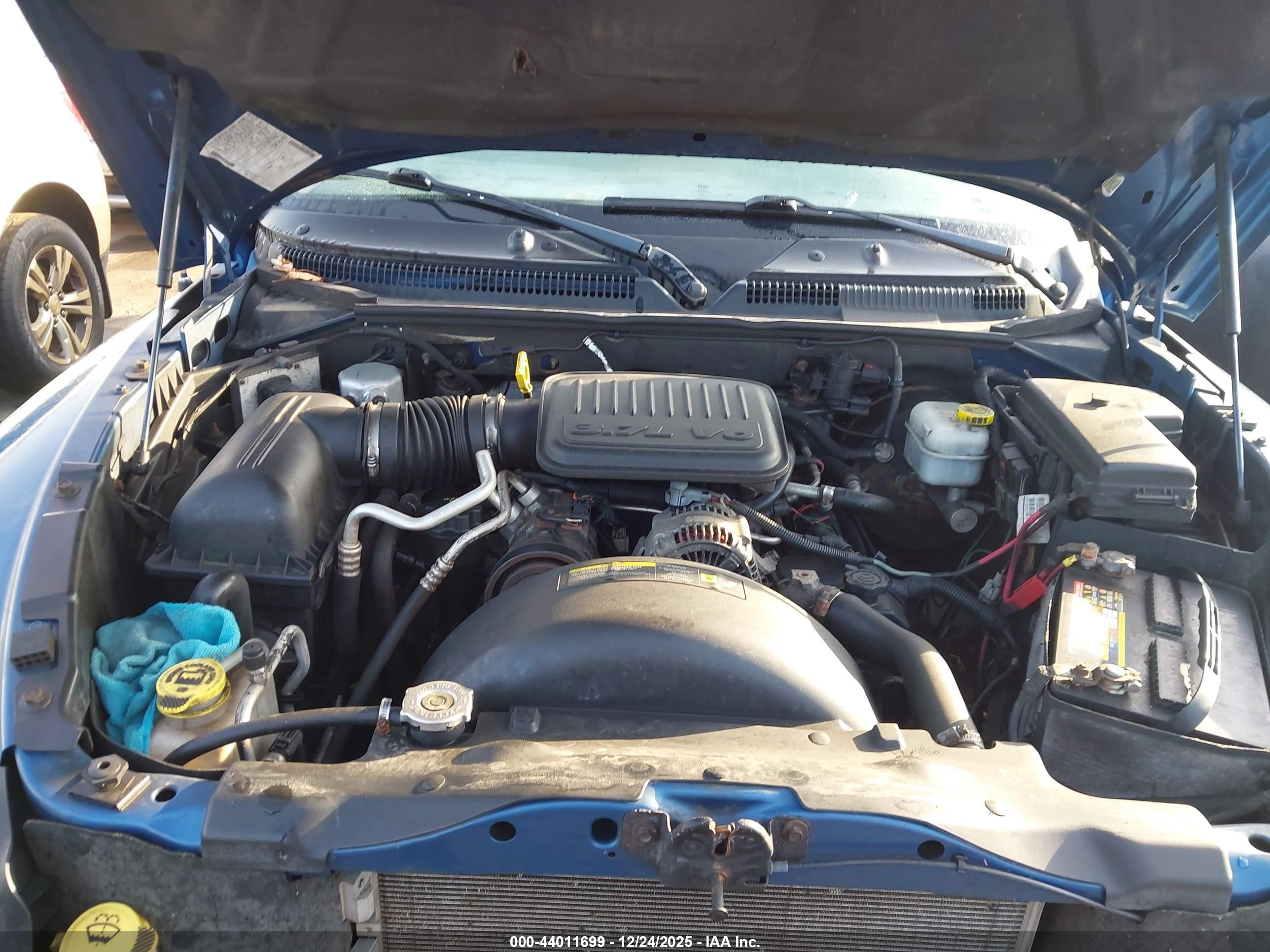 DODGE DAKOTA image 10