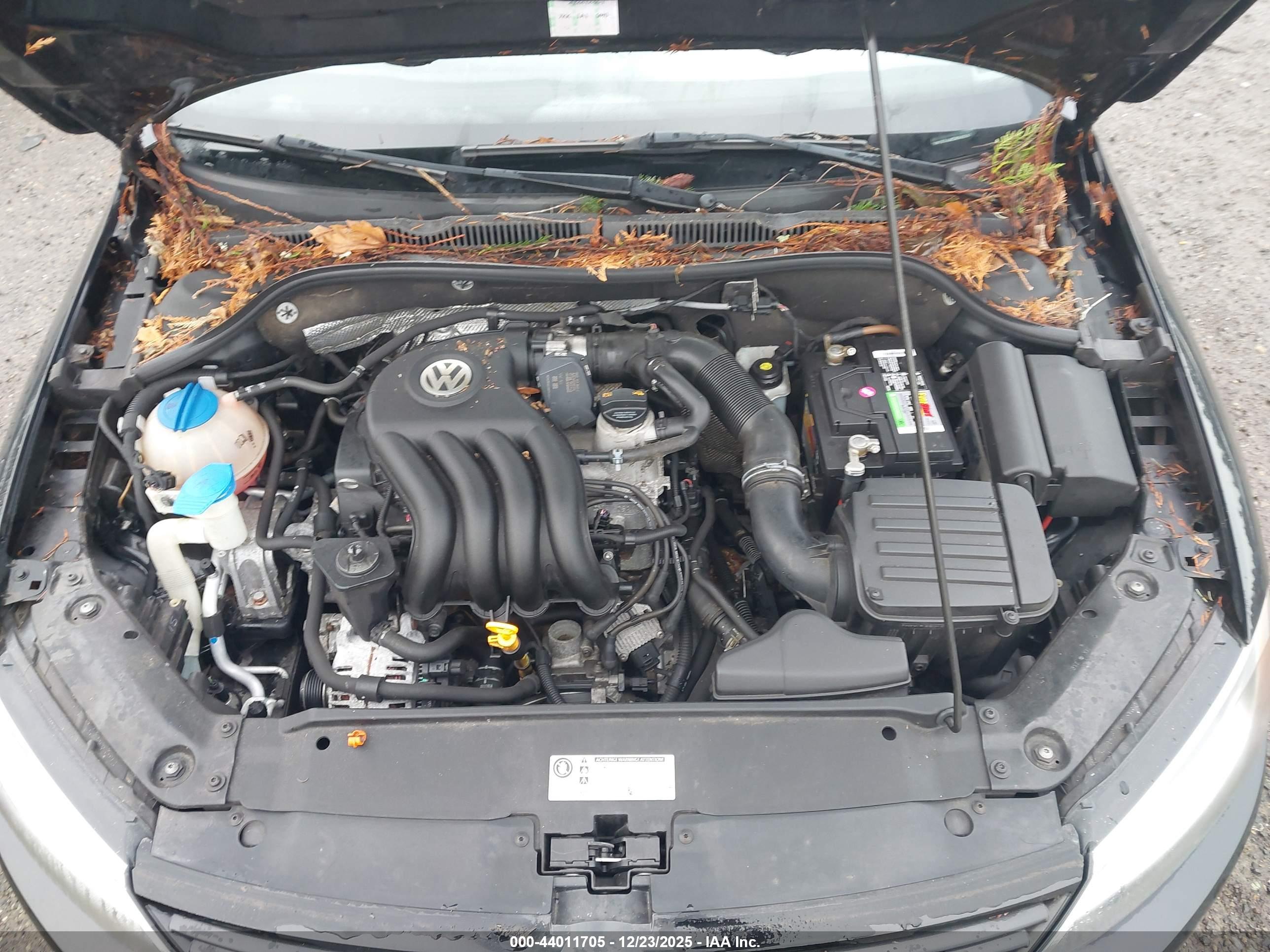 VOLKSWAGEN JETTA image 10