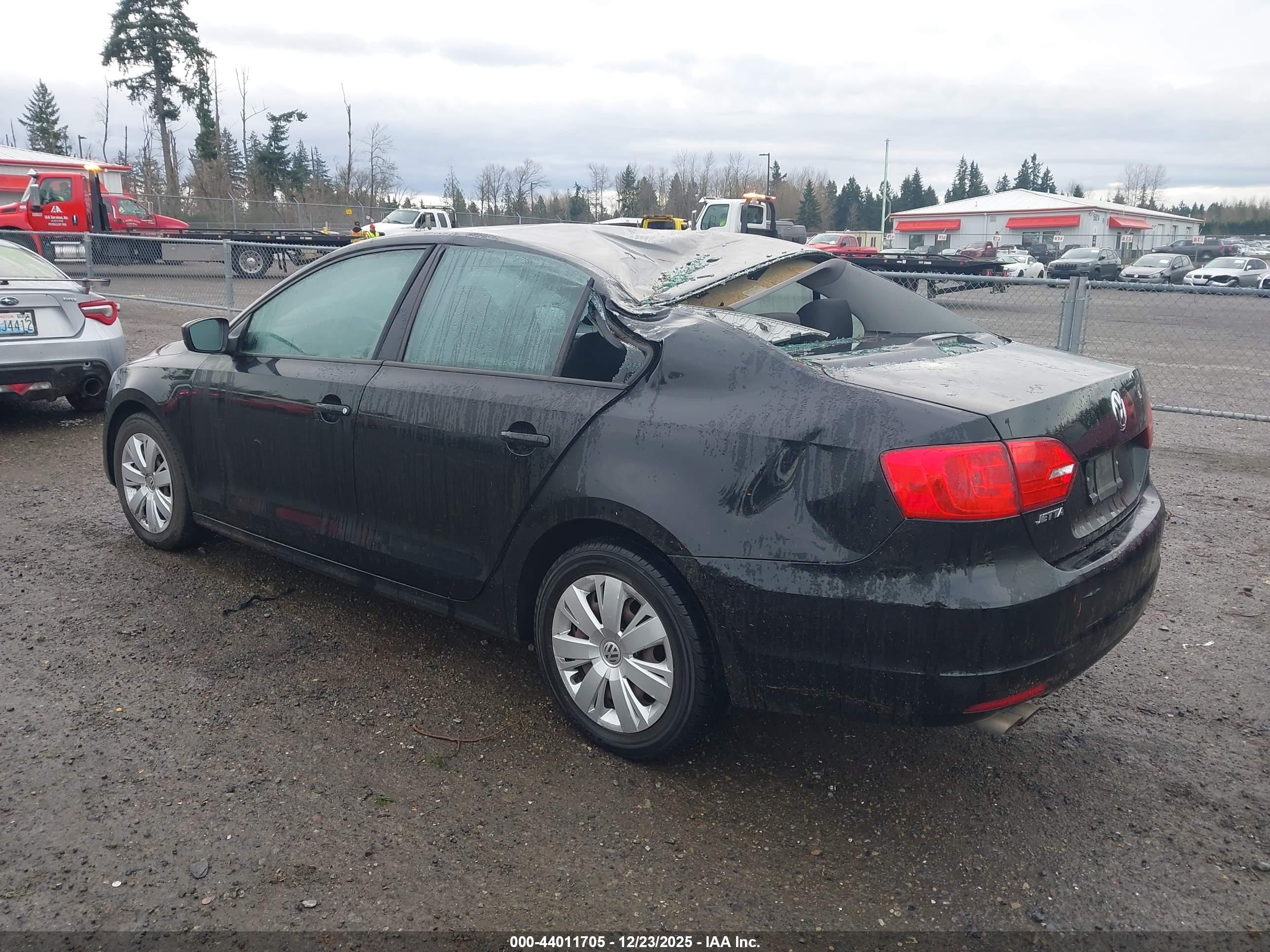 VOLKSWAGEN JETTA image 3