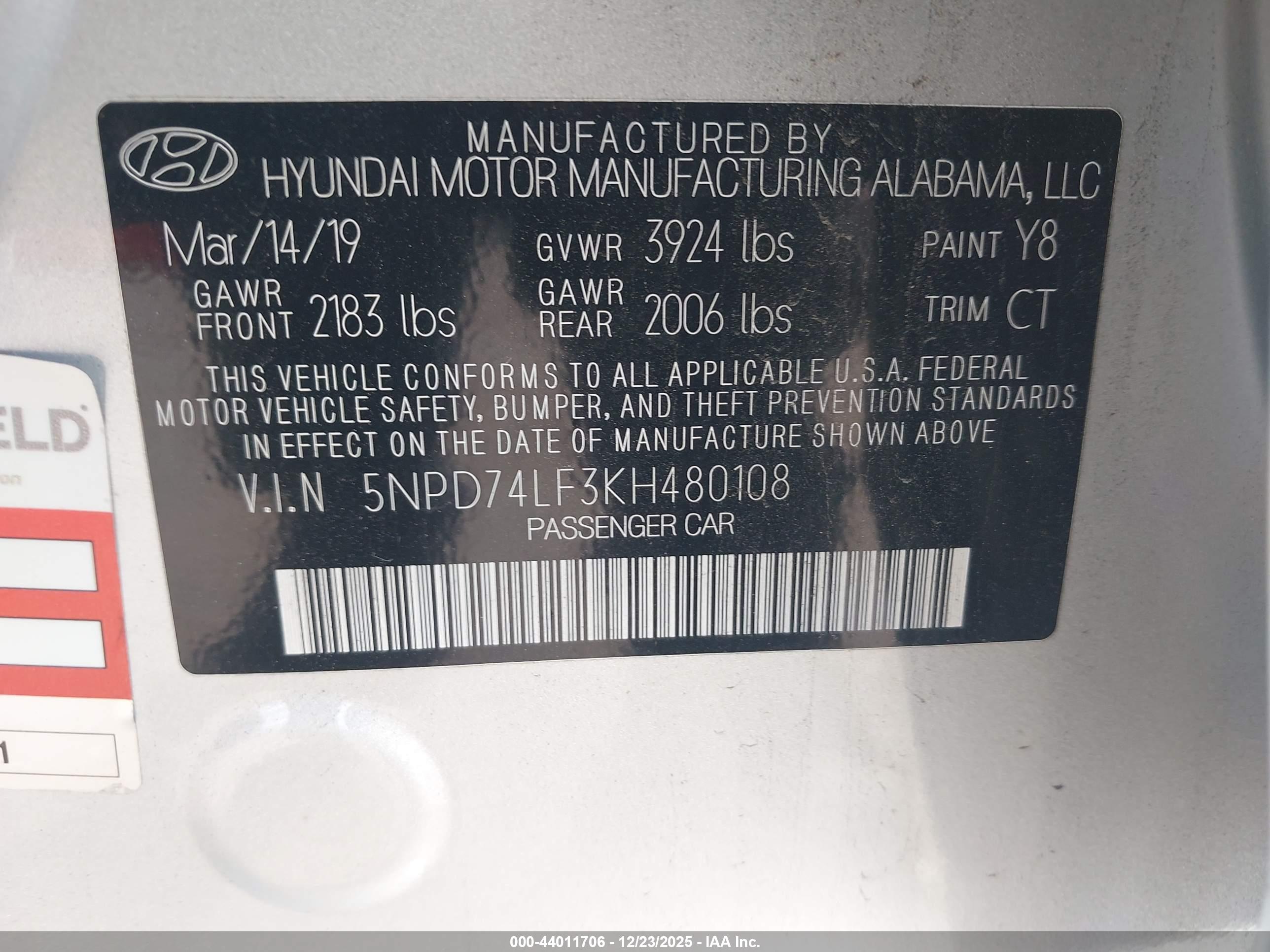 HYUNDAI ELANTRA image 9