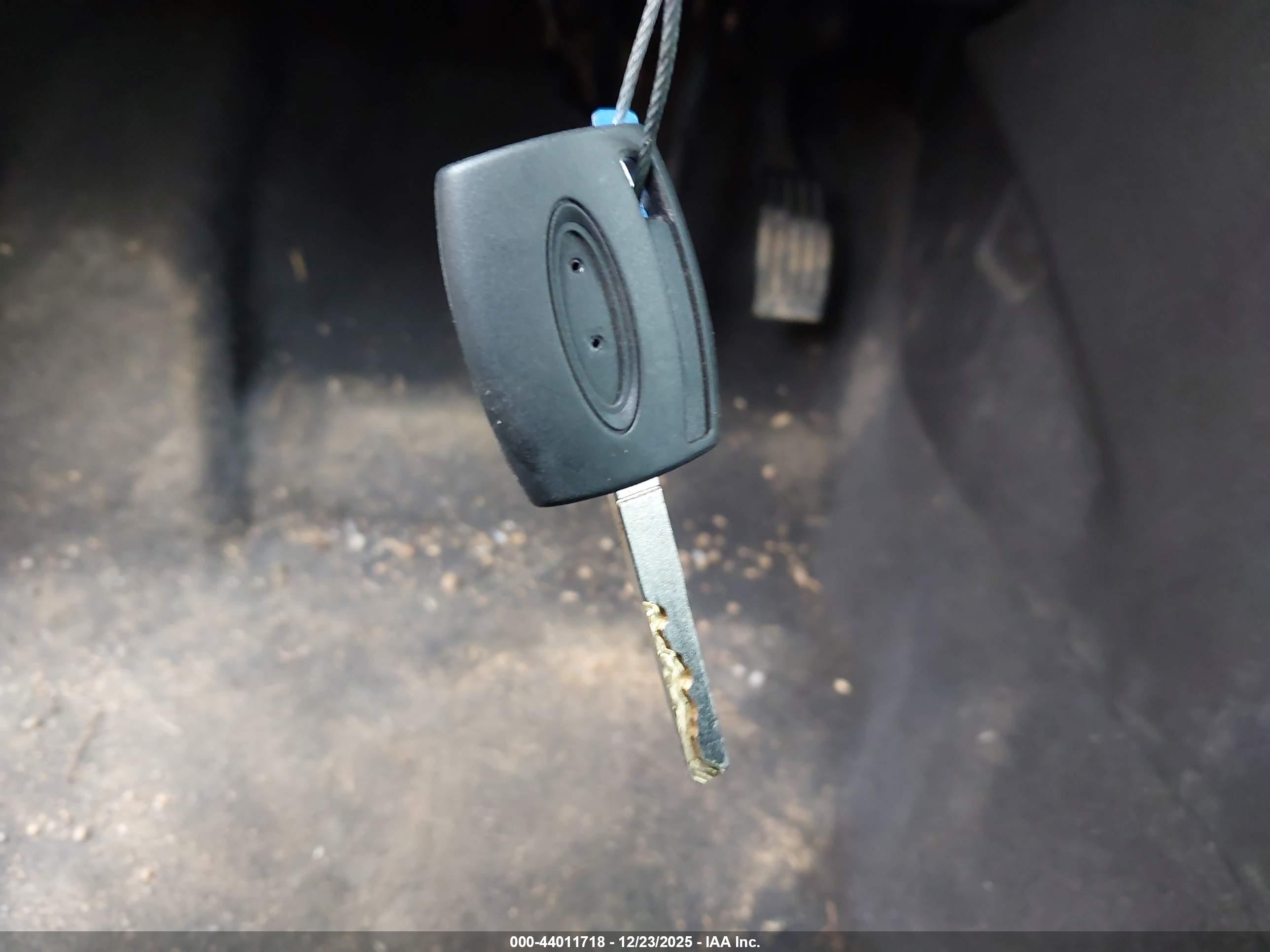 FORD FOCUS image 11