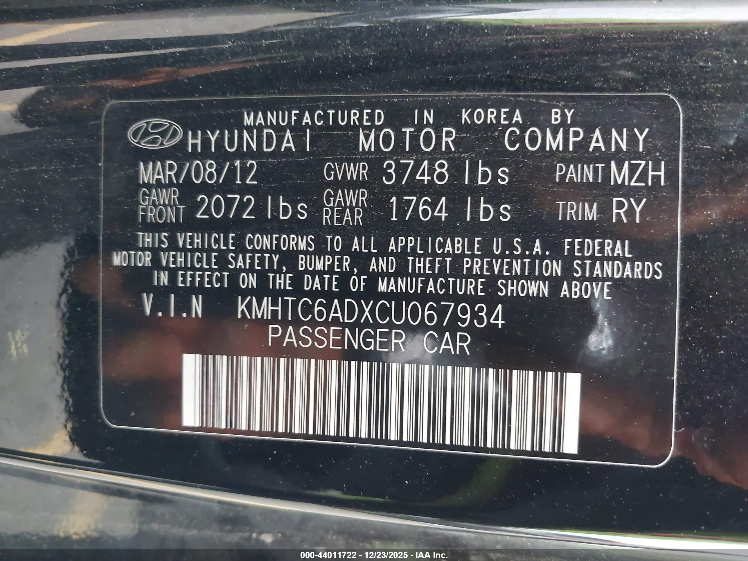 HYUNDAI VELOSTER image 9
