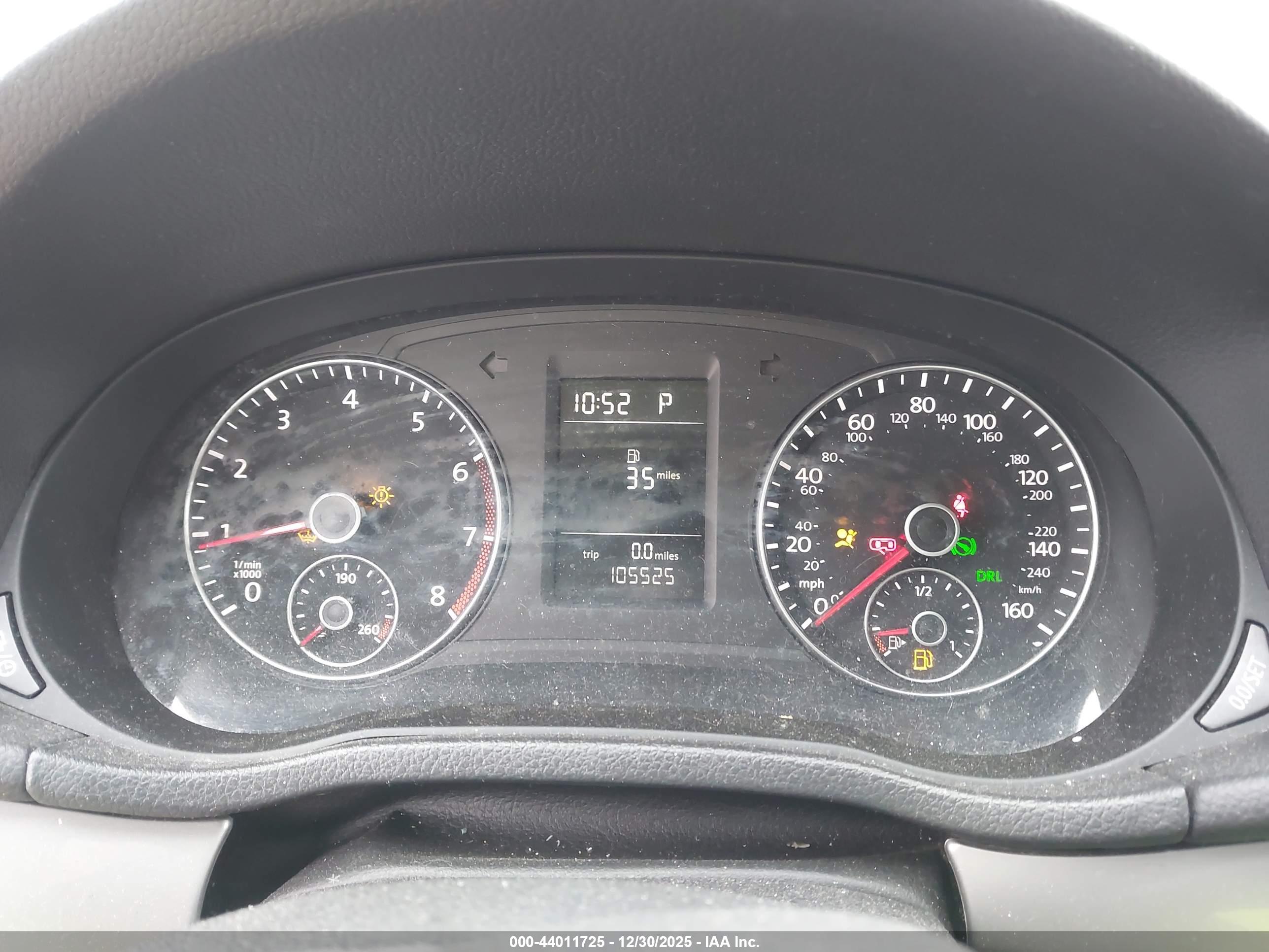 VOLKSWAGEN PASSAT image 7