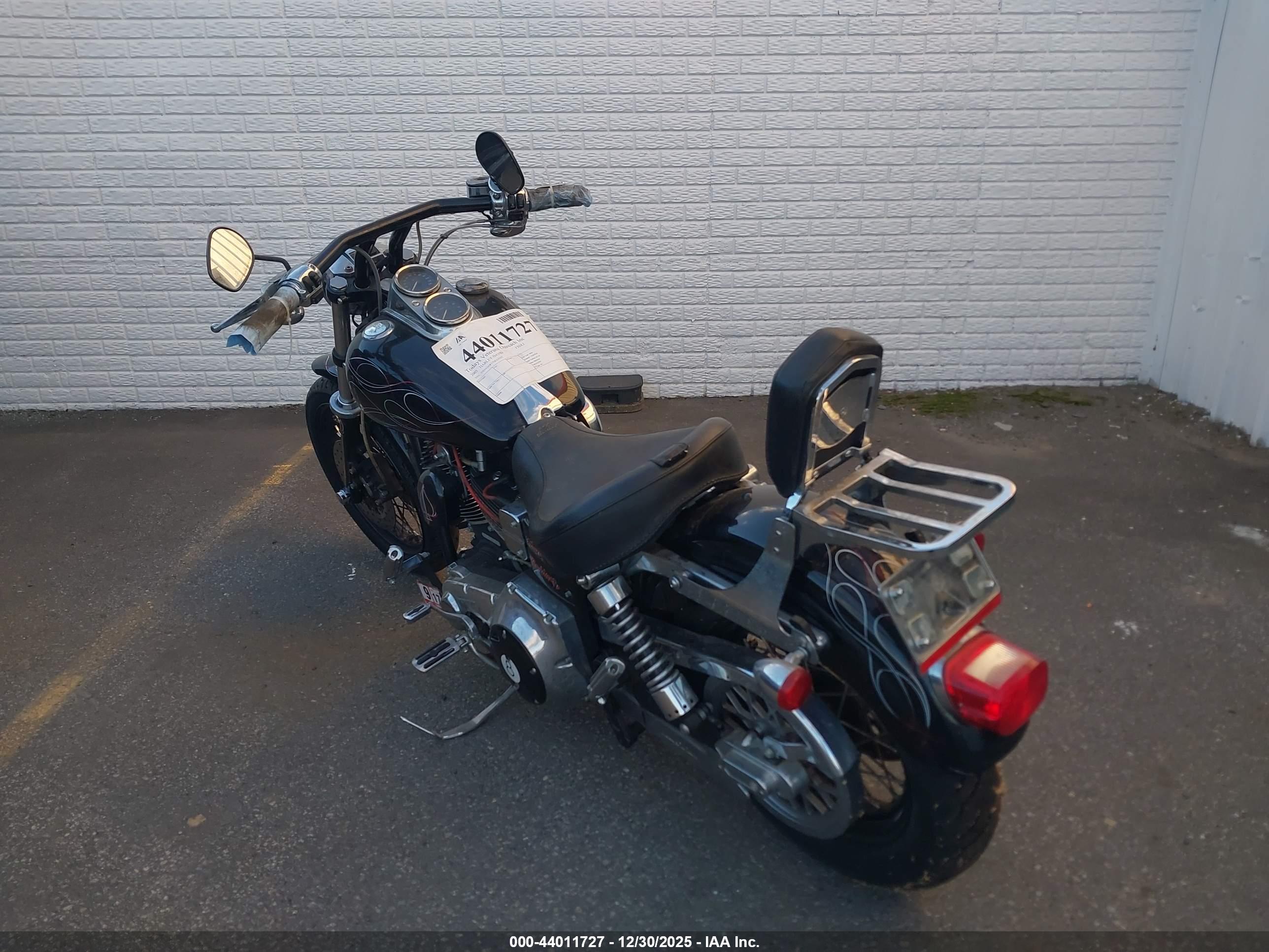 HARLEY-DAVIDSON FXDLI image 3