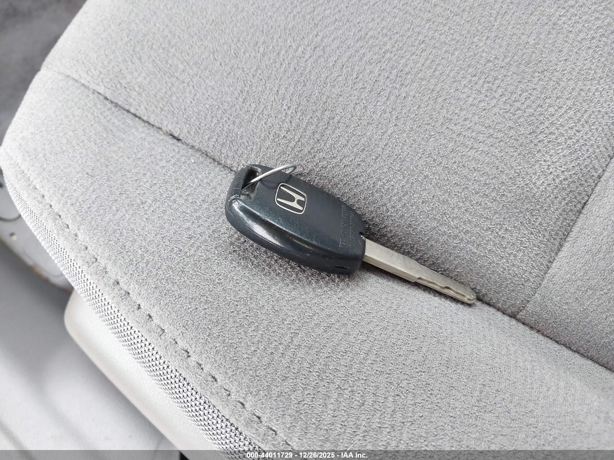 HONDA CIVIC image 11