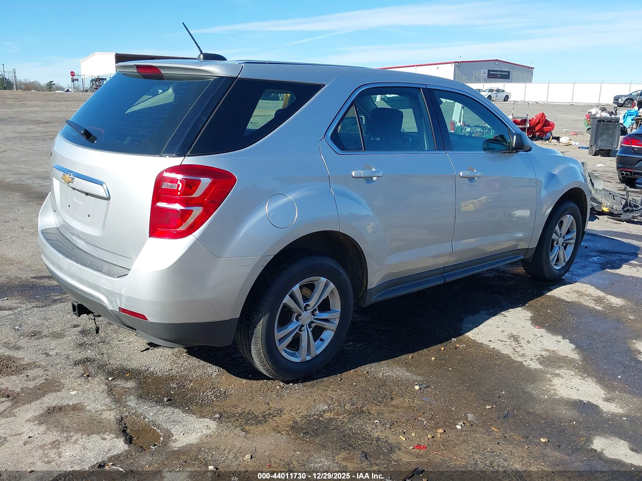 CHEVROLET EQUINOX image 4
