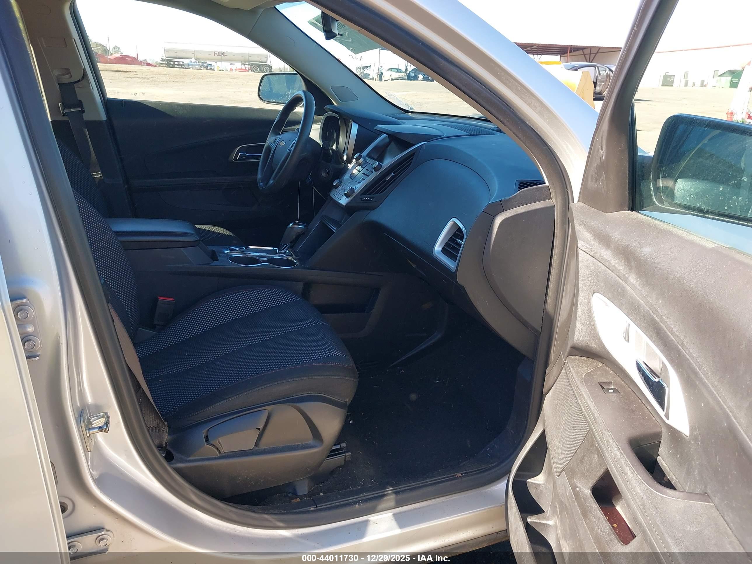 CHEVROLET EQUINOX image 5