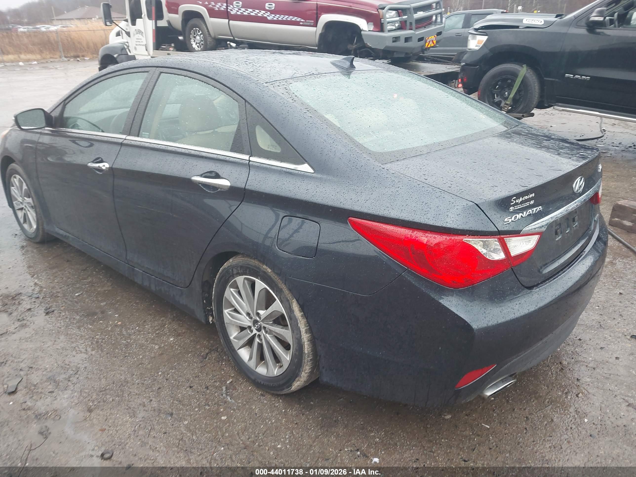 HYUNDAI SONATA image 3