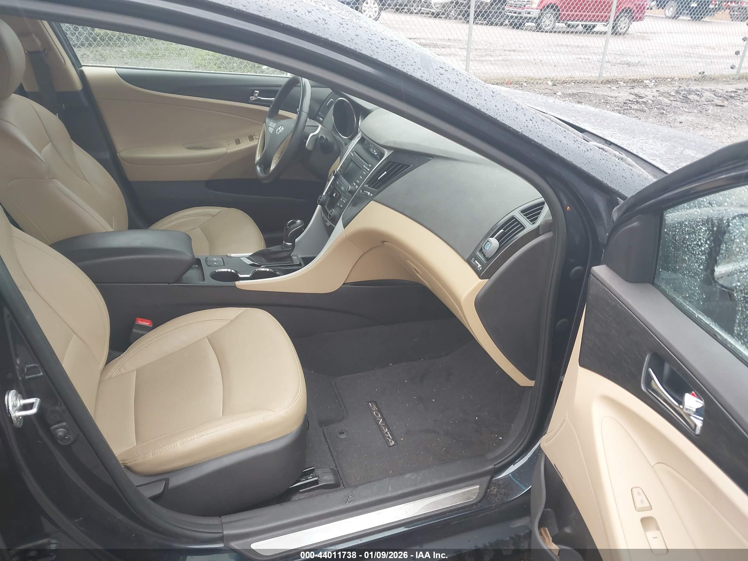 HYUNDAI SONATA image 5