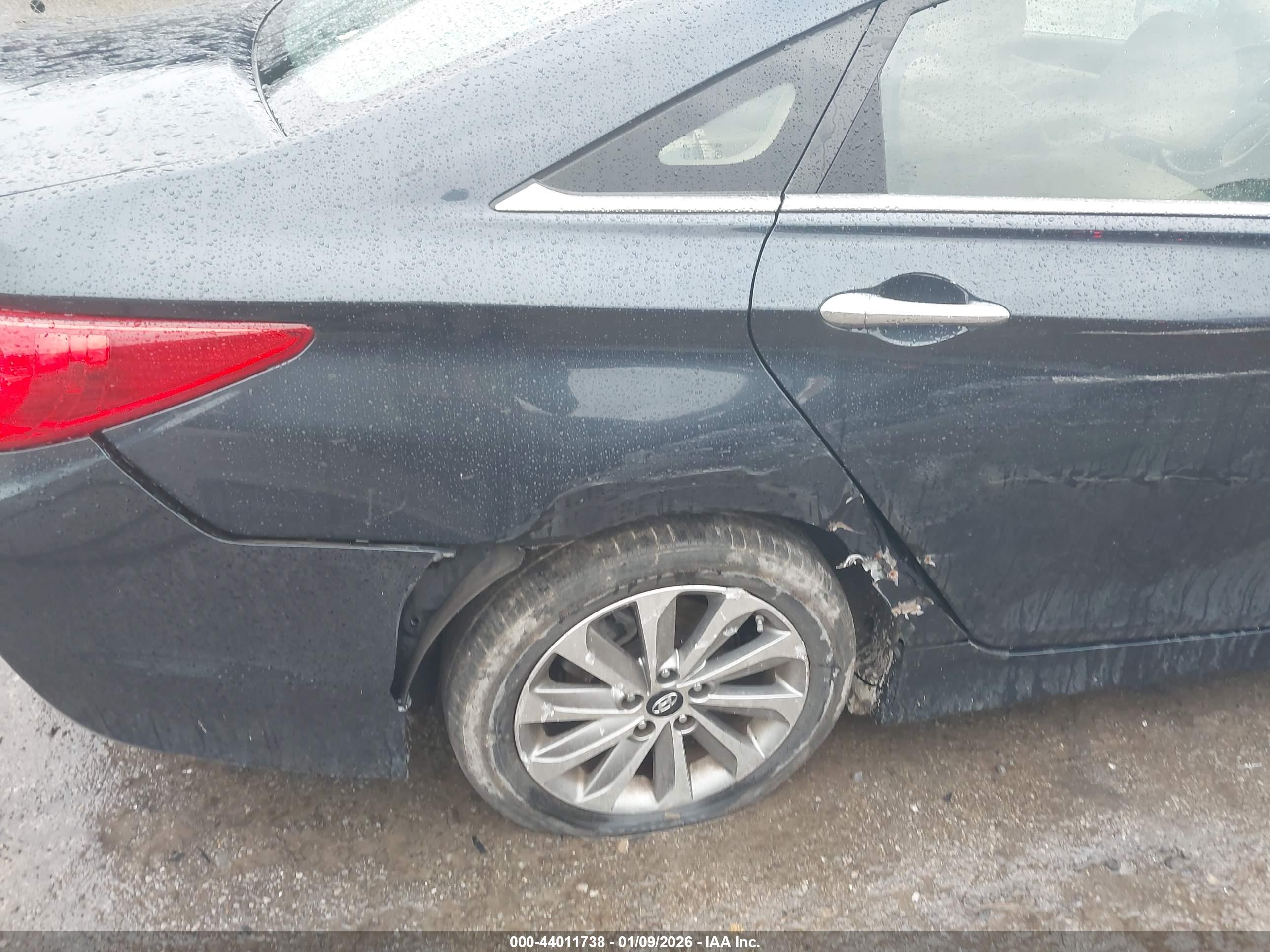 HYUNDAI SONATA image 6
