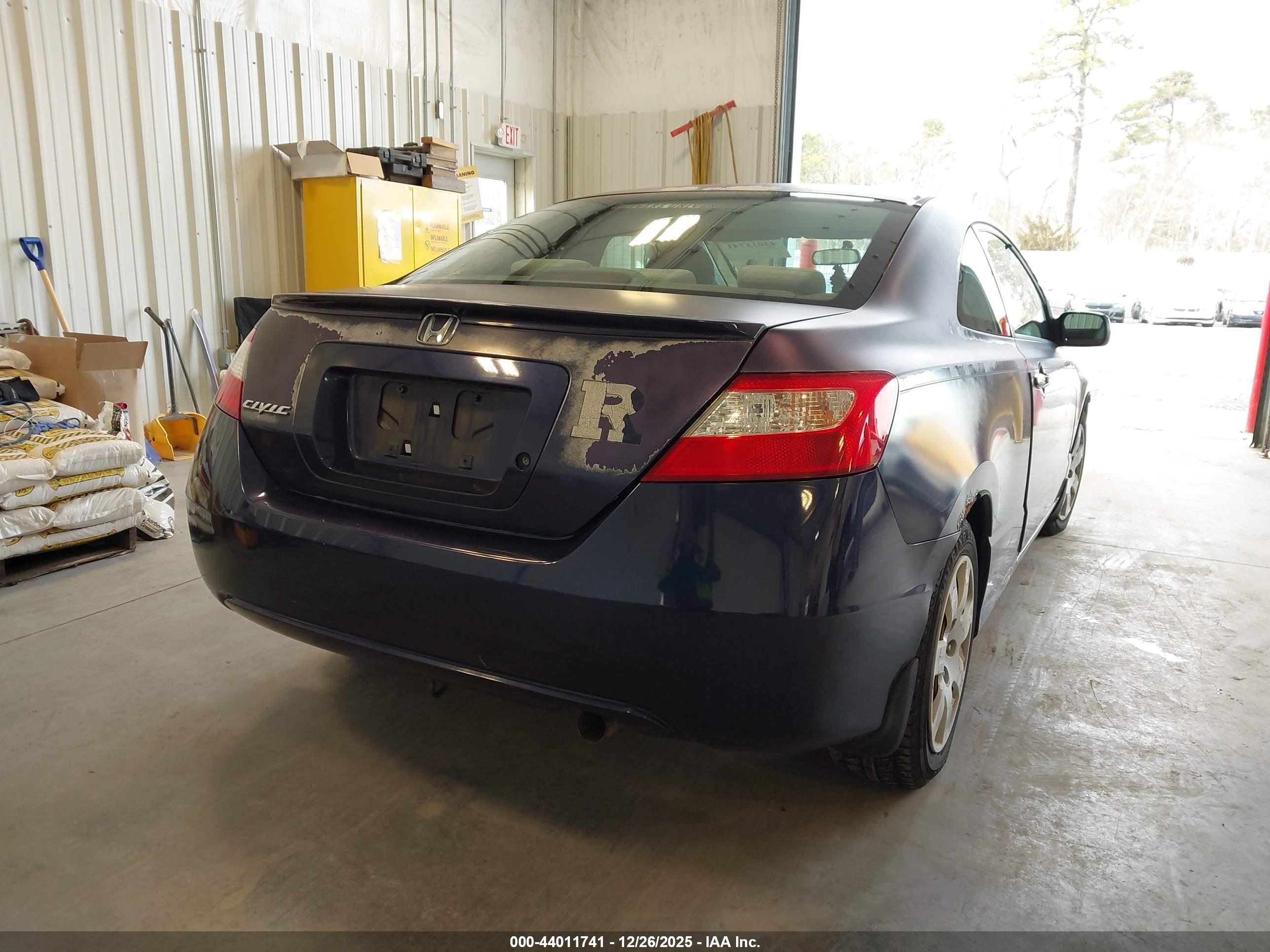 HONDA CIVIC image 4