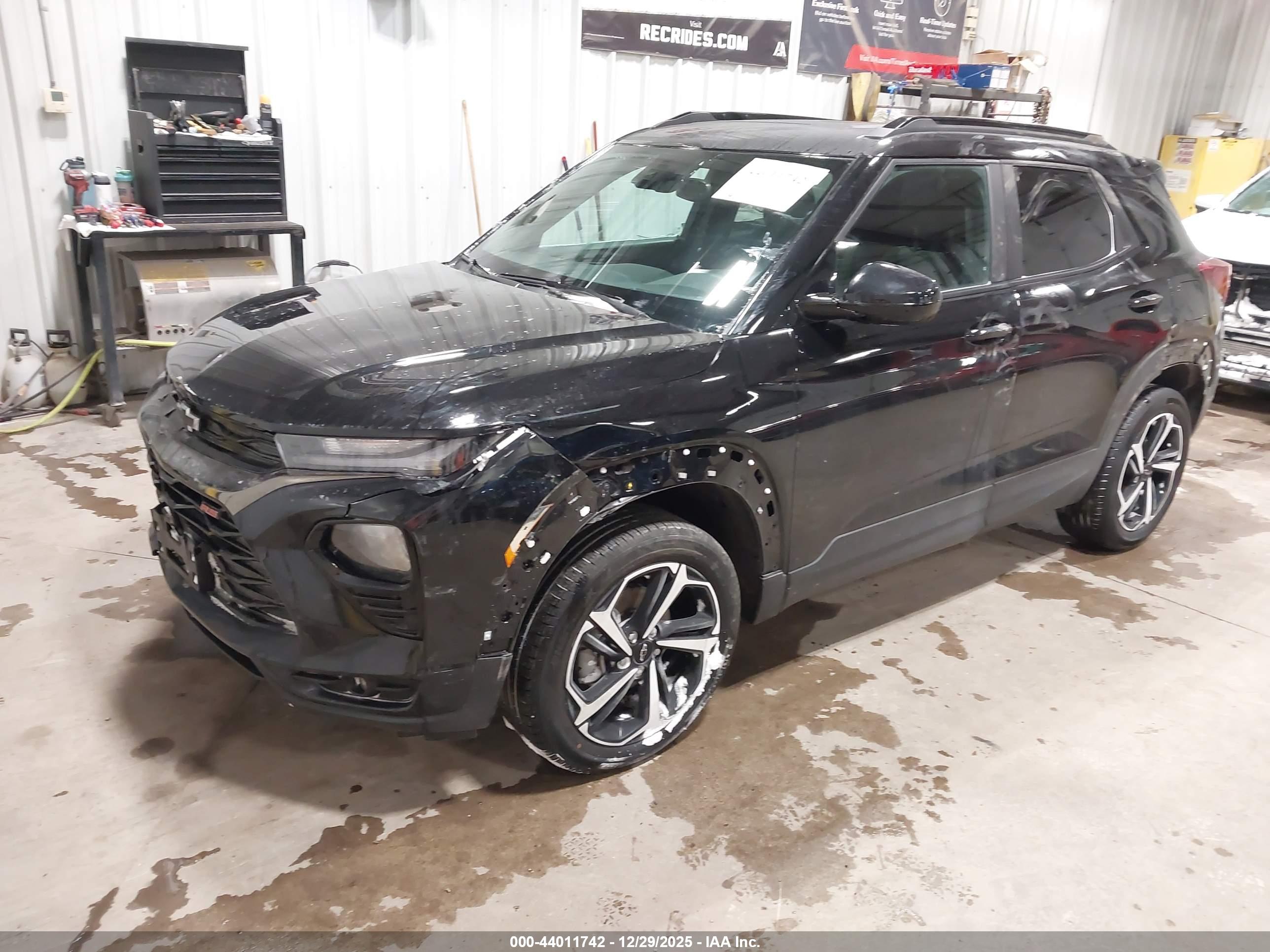 CHEVROLET TRAILBLAZER image 2