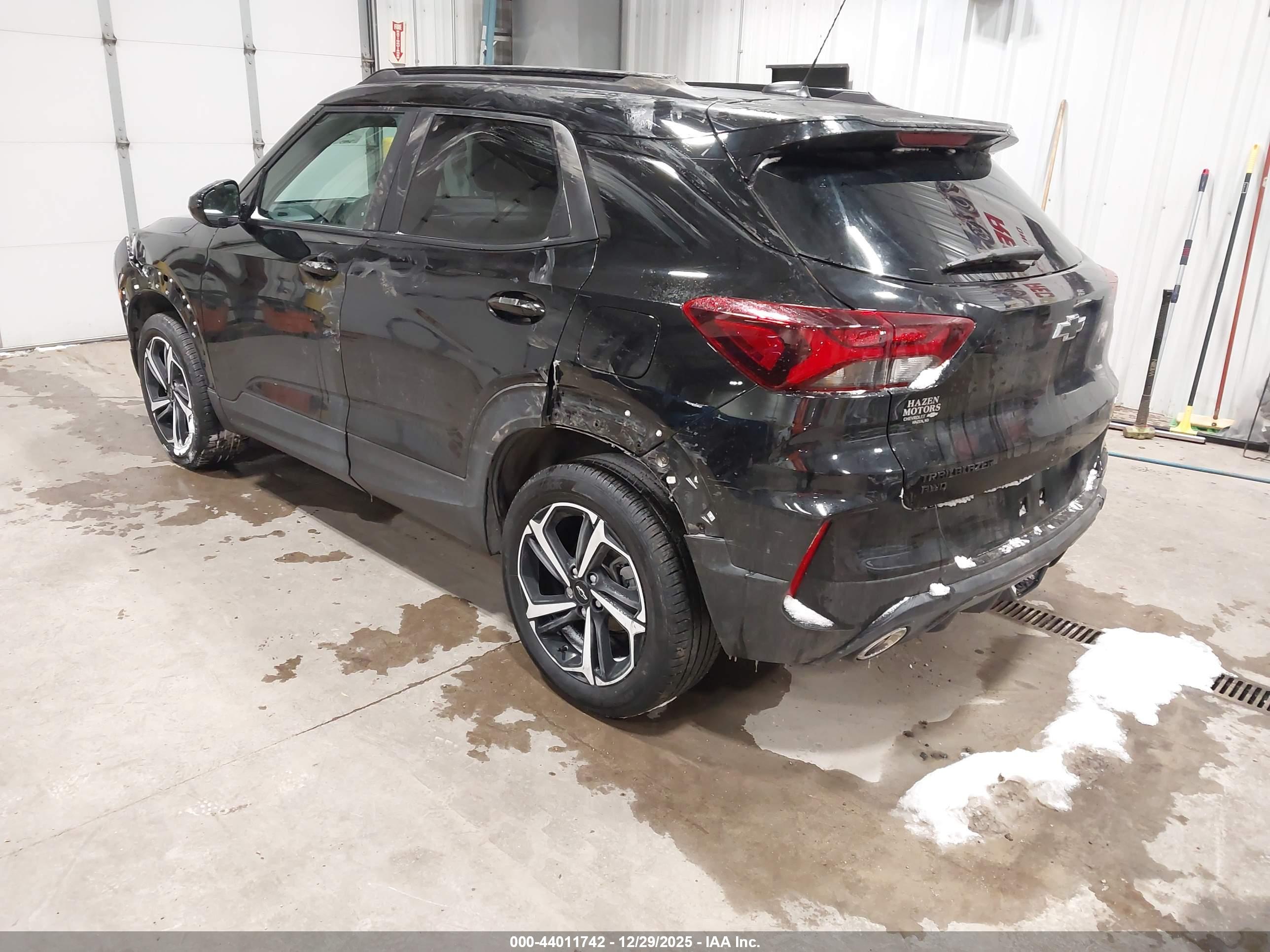 CHEVROLET TRAILBLAZER image 3