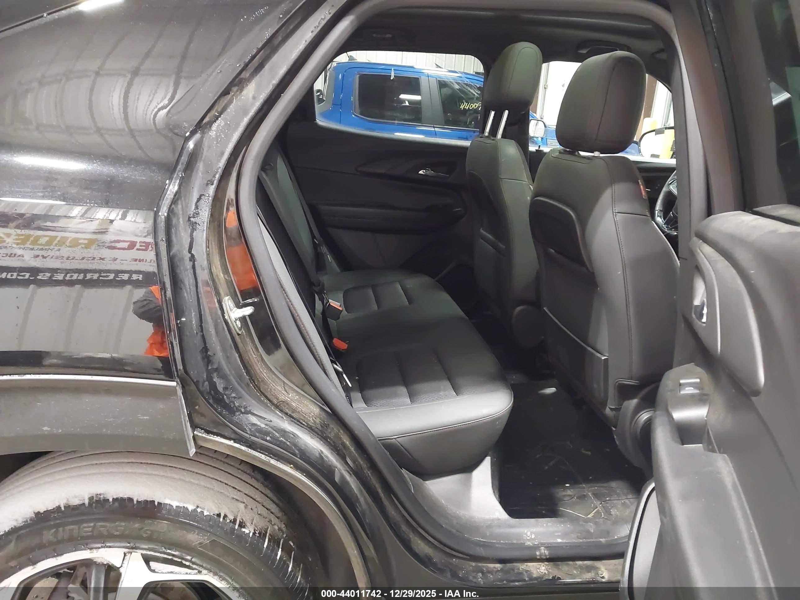 CHEVROLET TRAILBLAZER image 8