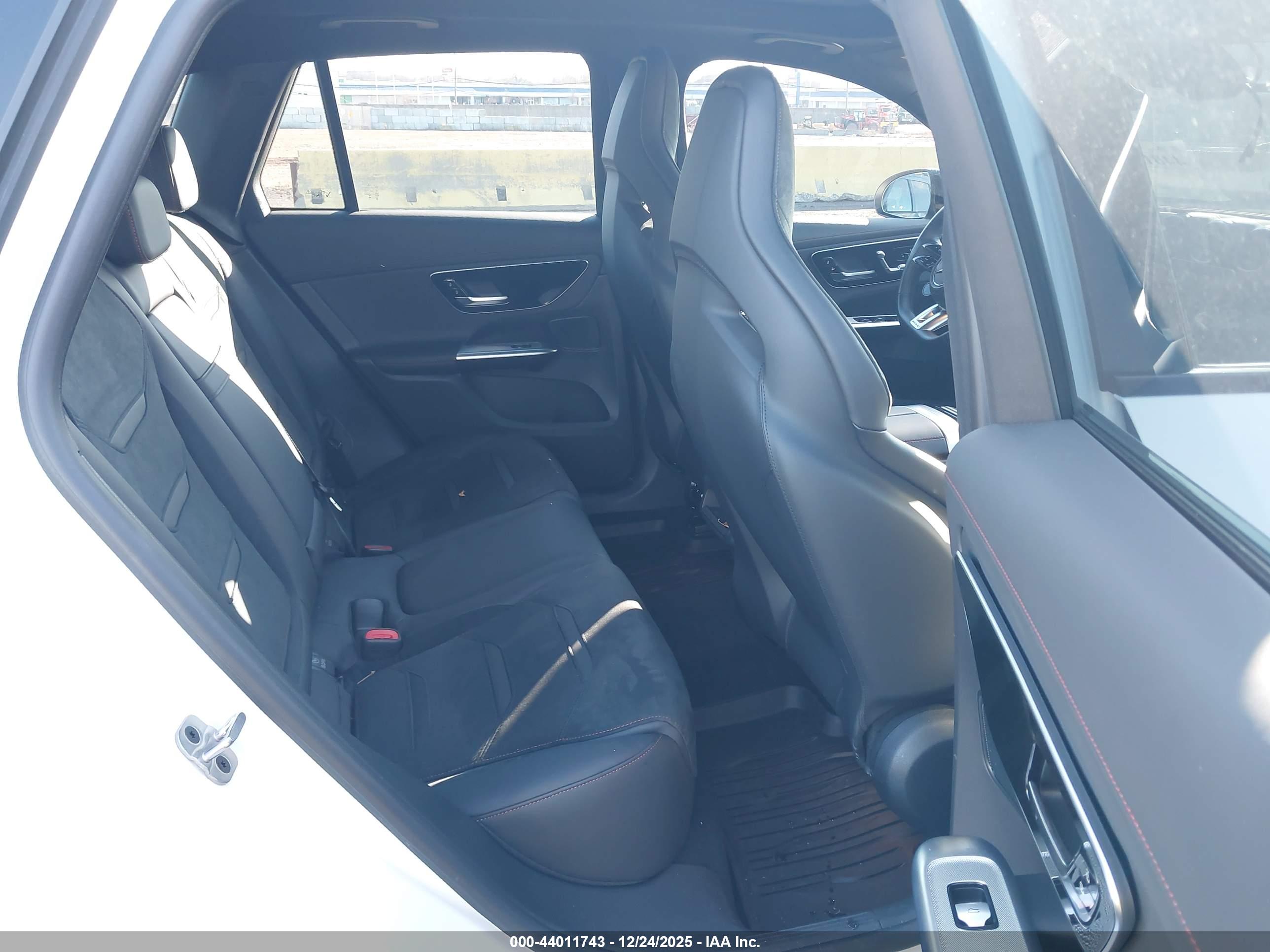 MERCEDES-BENZ AMG image 8