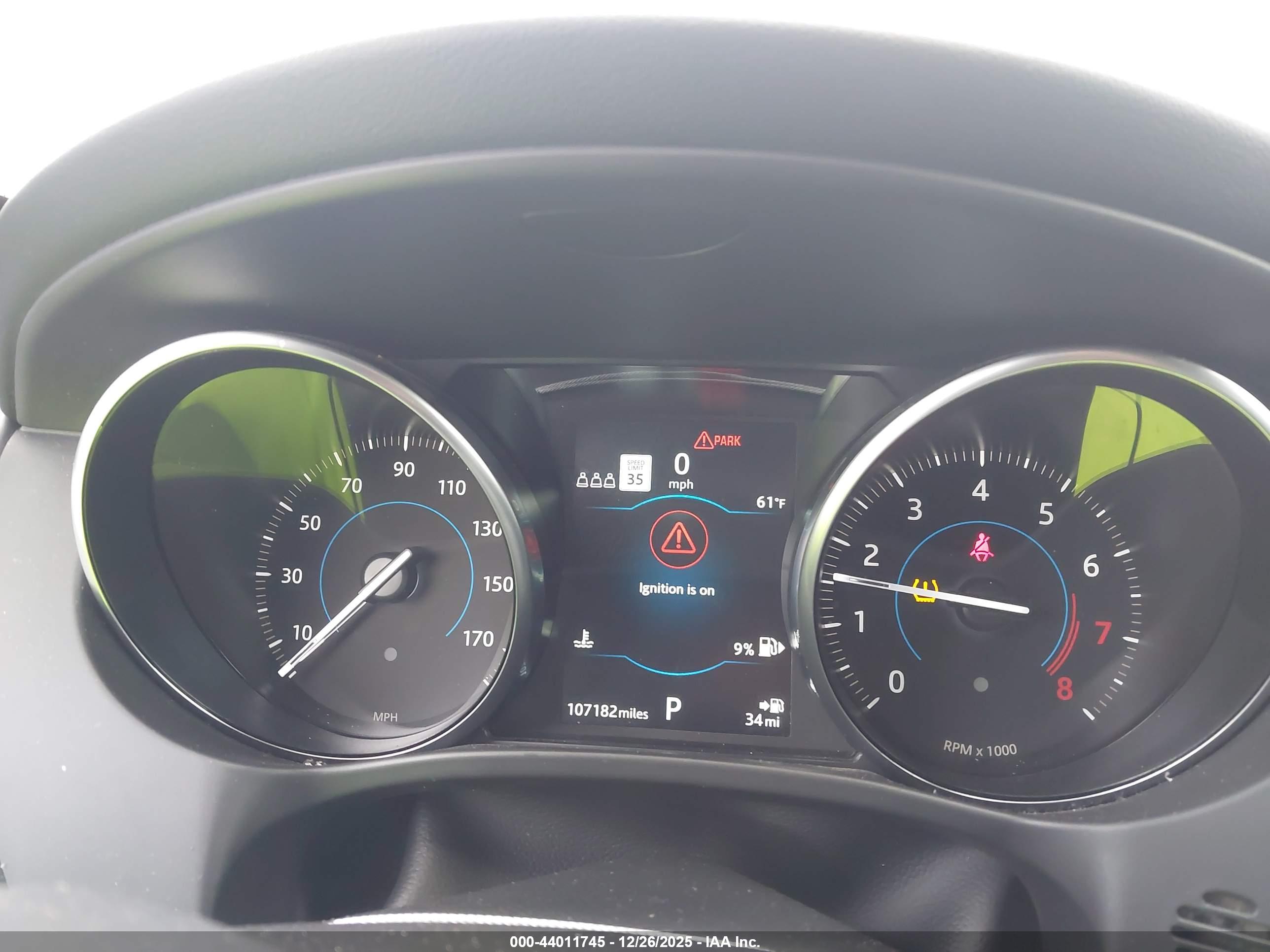 JAGUAR F-PACE image 7