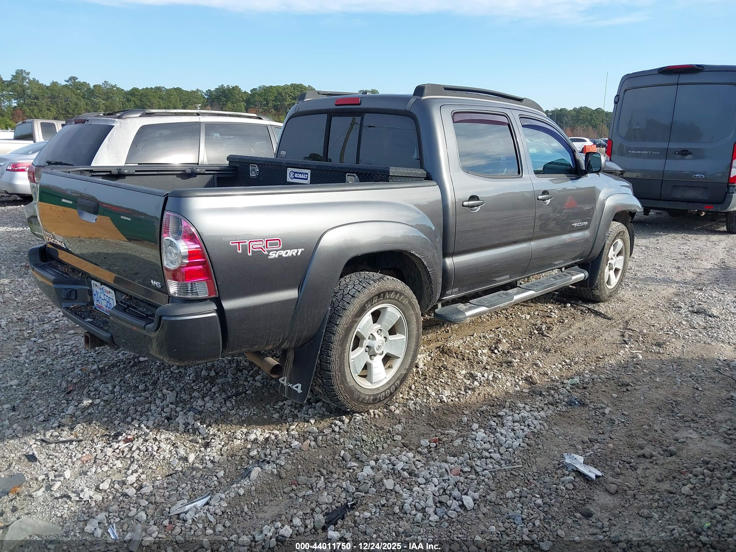 TOYOTA TACOMA image 4
