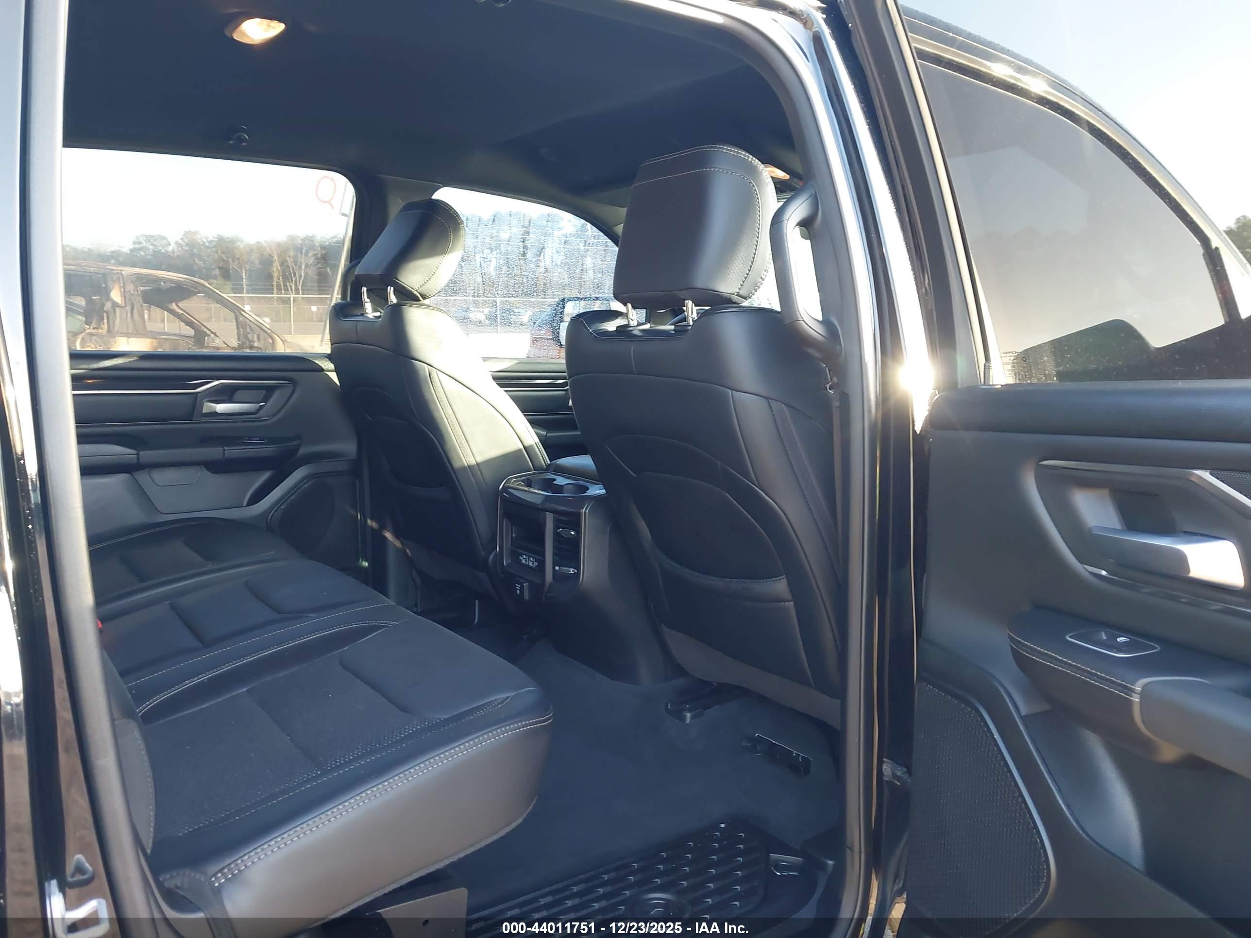 RAM 1500 image 8