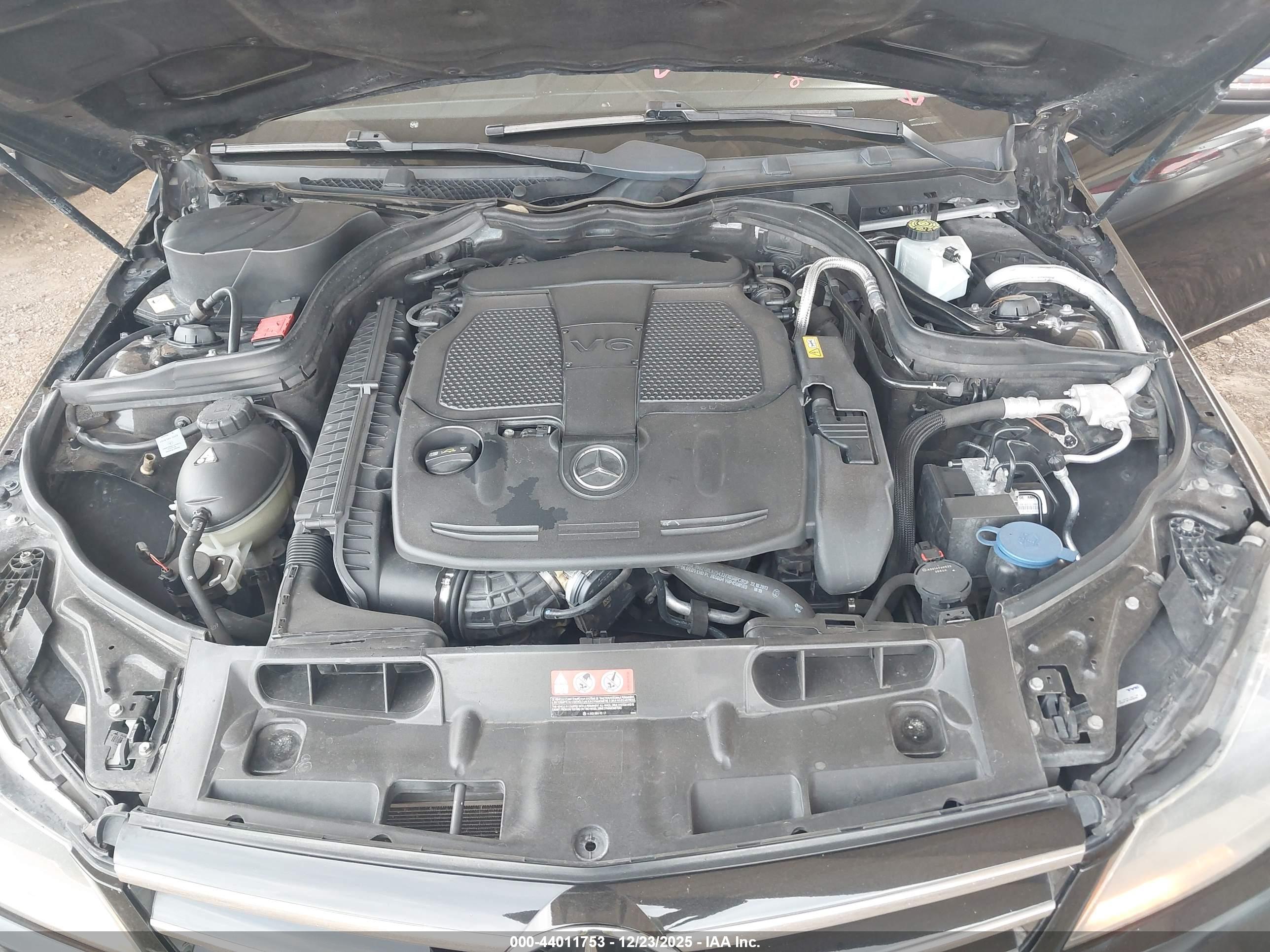 MERCEDES-BENZ C image 10