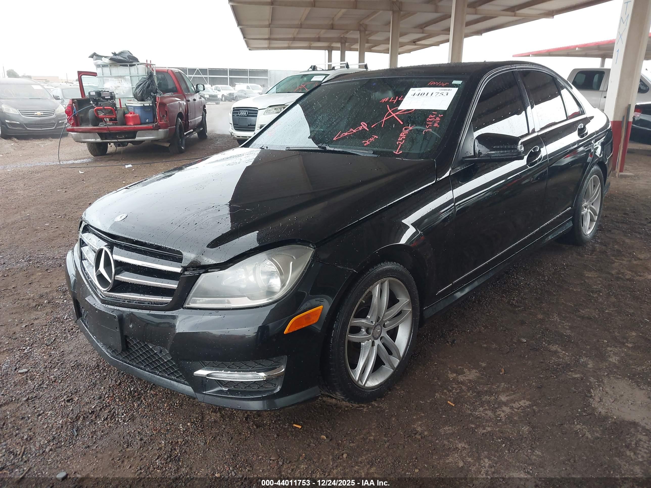 MERCEDES-BENZ C image 2
