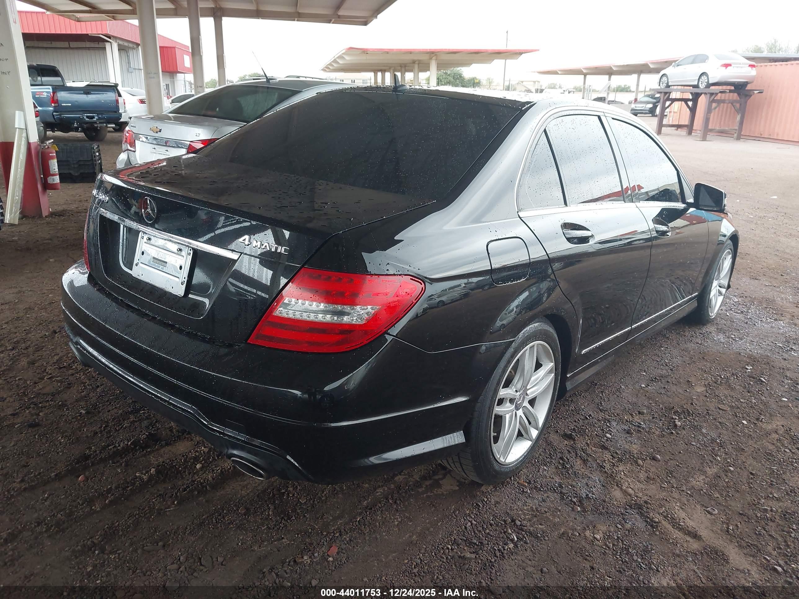 MERCEDES-BENZ C image 4