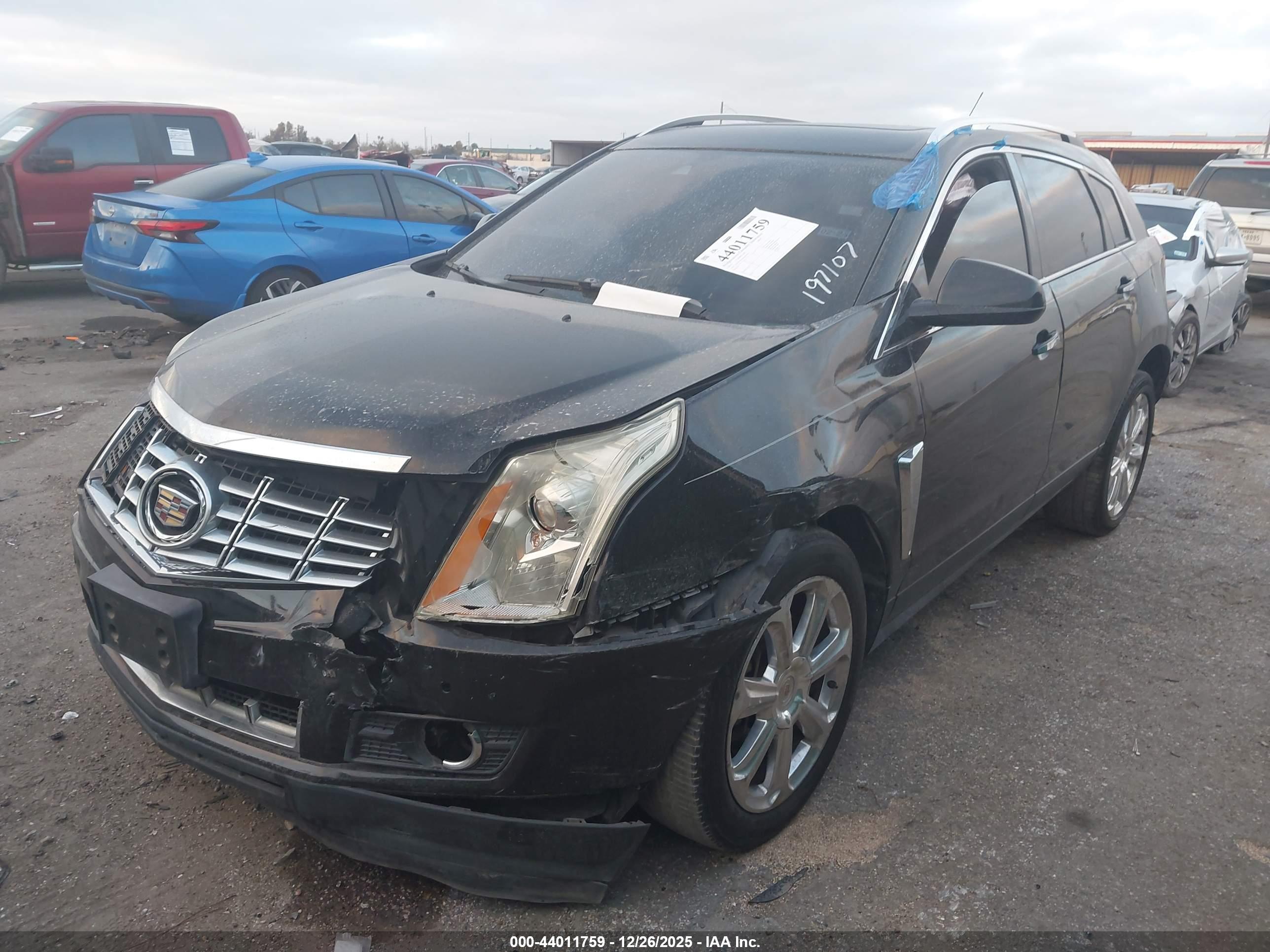 CADILLAC SRX image 2