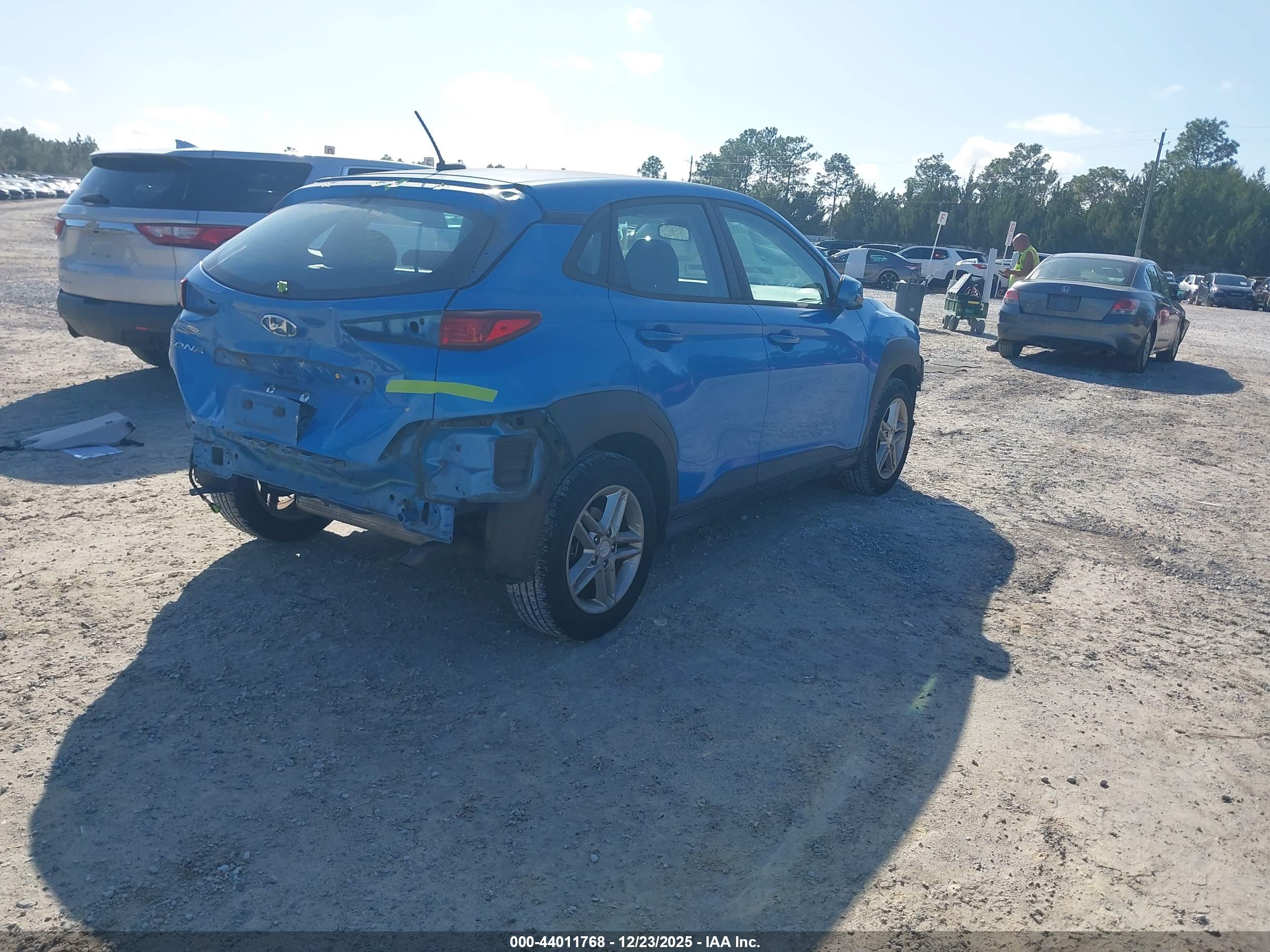 HYUNDAI KONA image 4