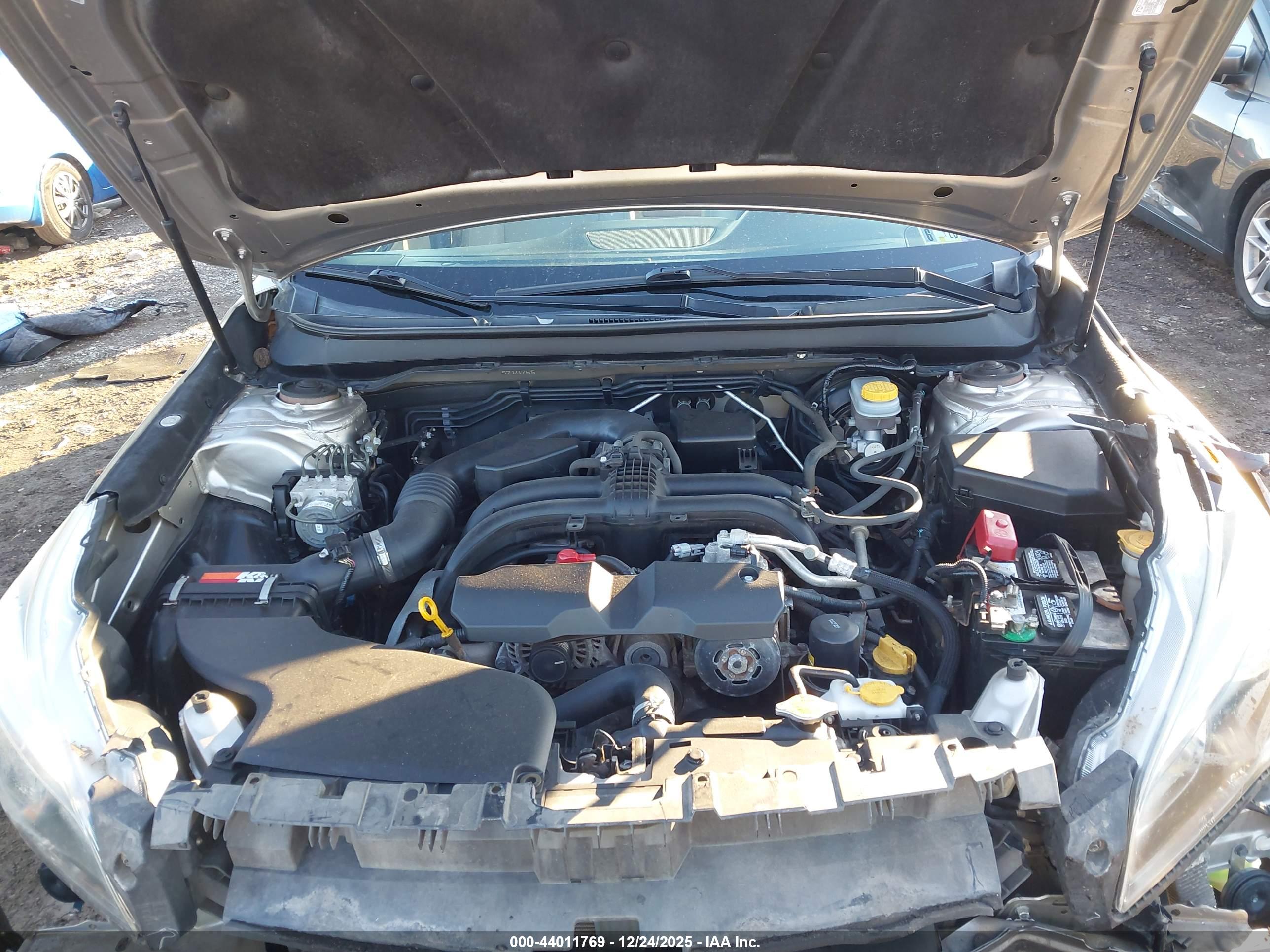 SUBARU LEGACY image 10
