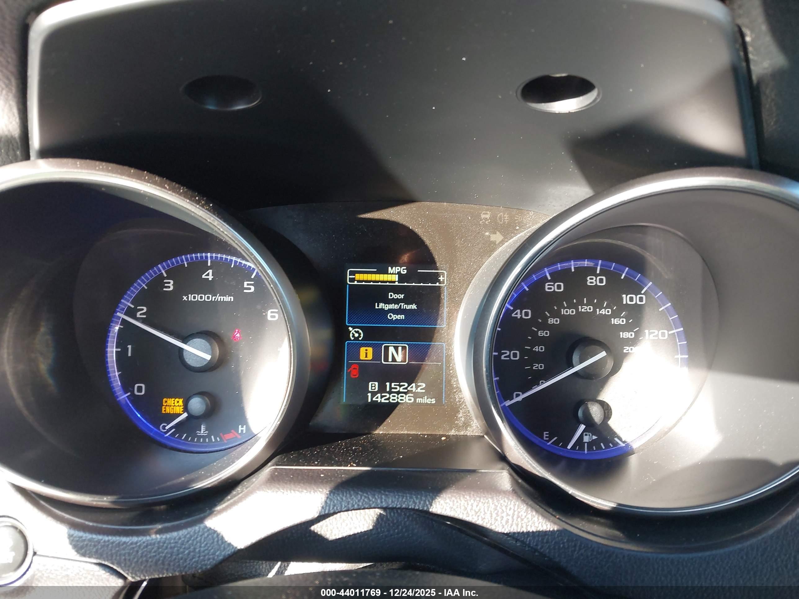 SUBARU LEGACY image 7
