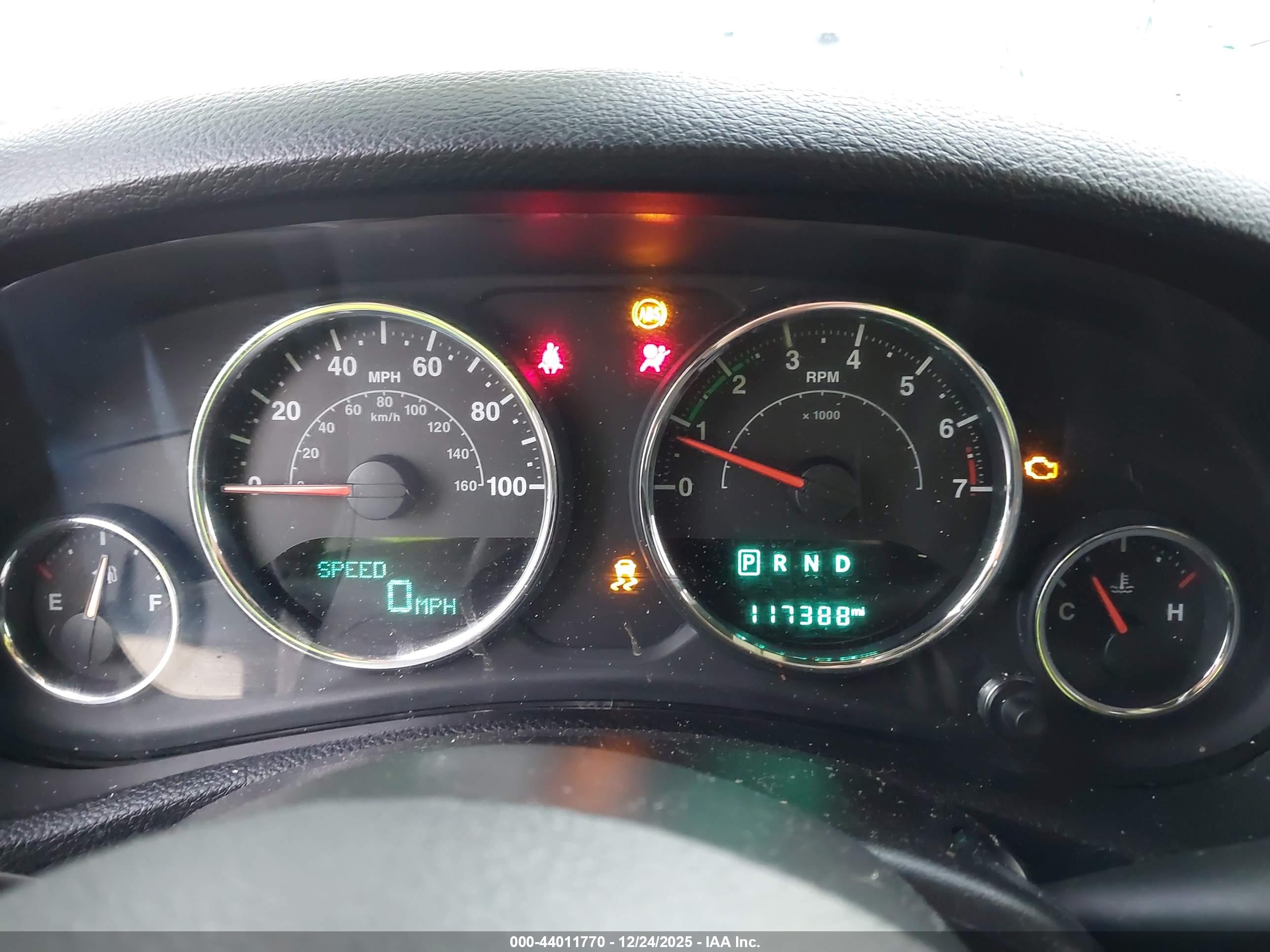 JEEP WRANGLER image 7