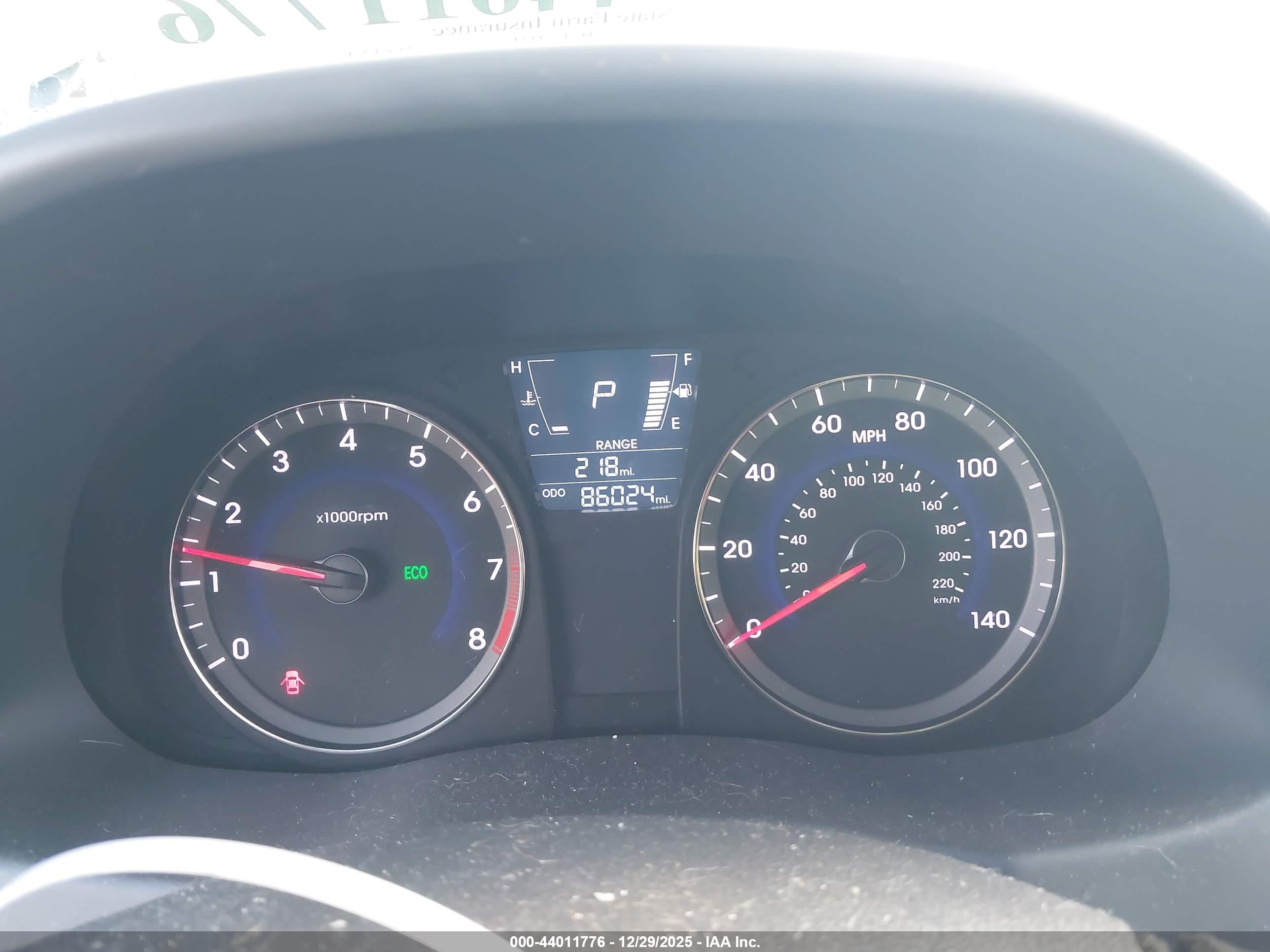 HYUNDAI ACCENT image 7