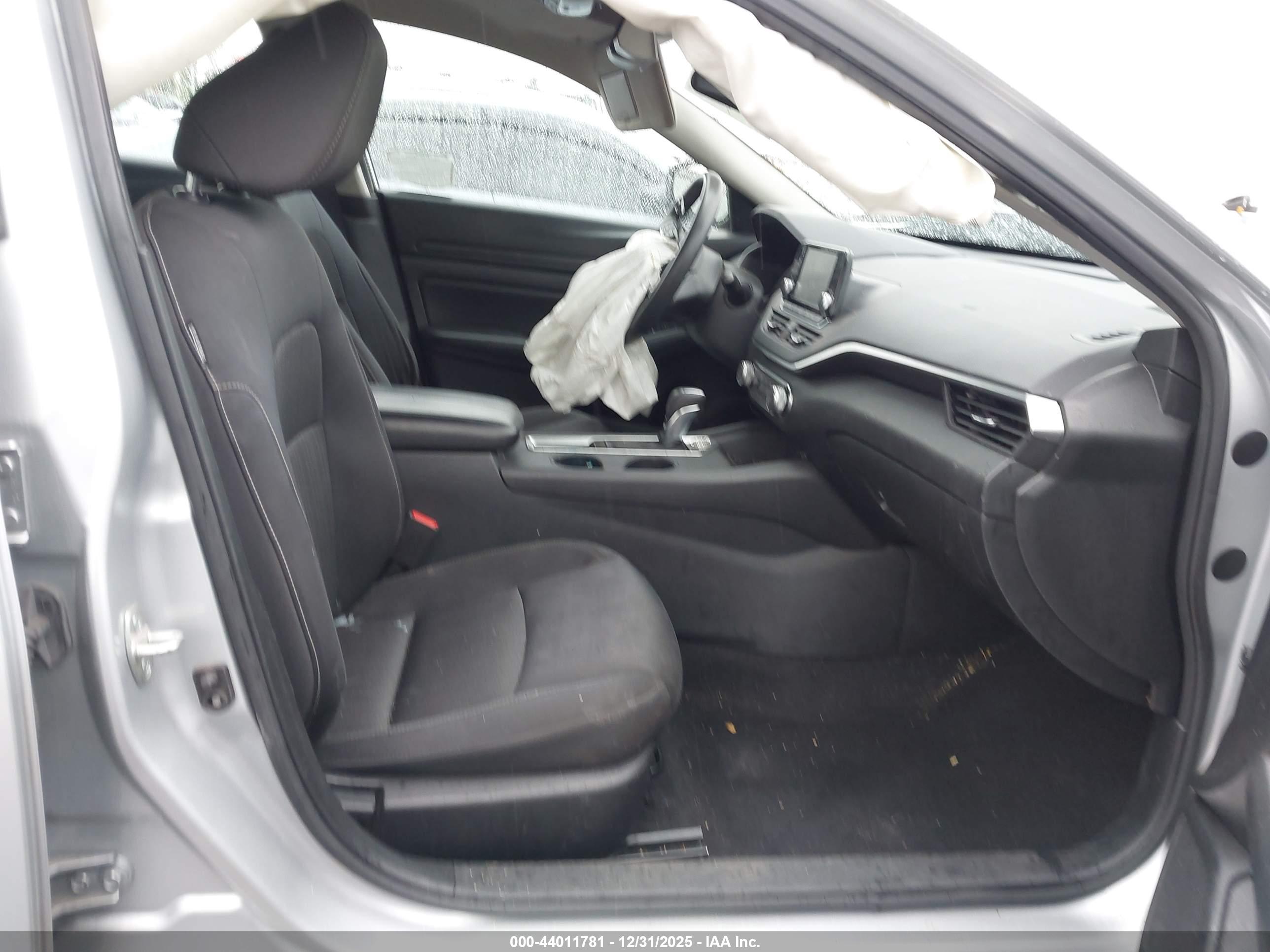 NISSAN ALTIMA image 5