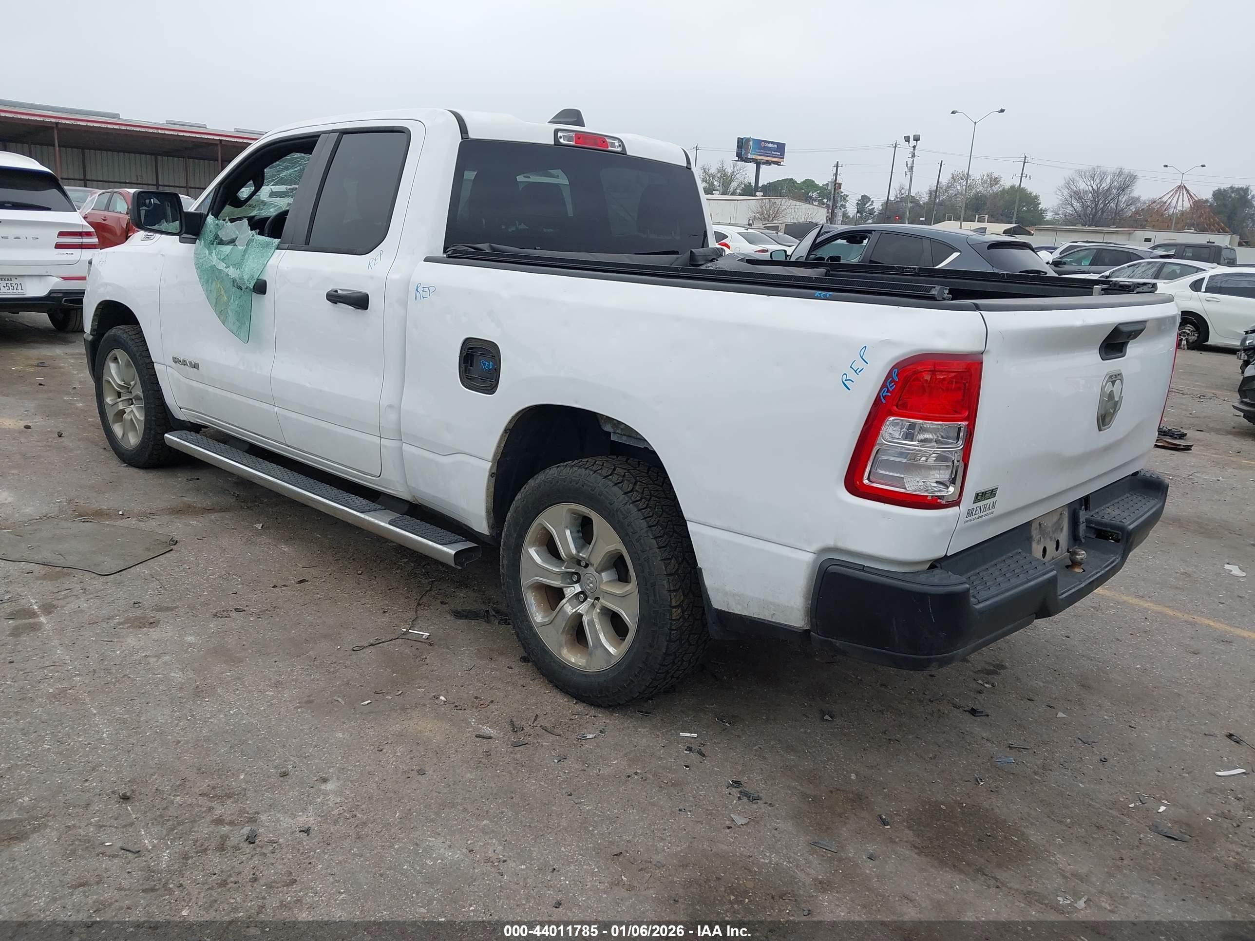 RAM 1500 image 3