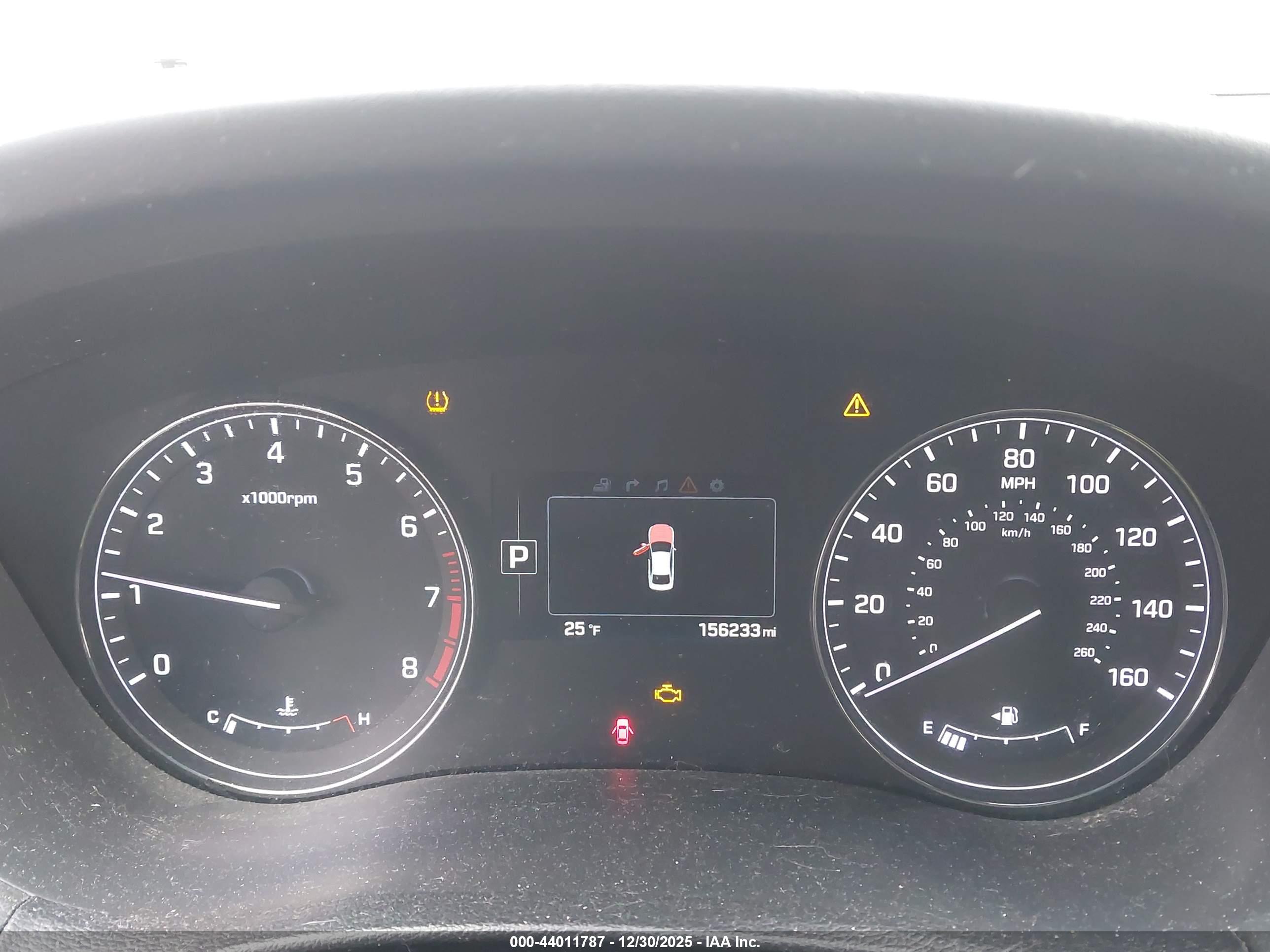 HYUNDAI GENESIS image 7