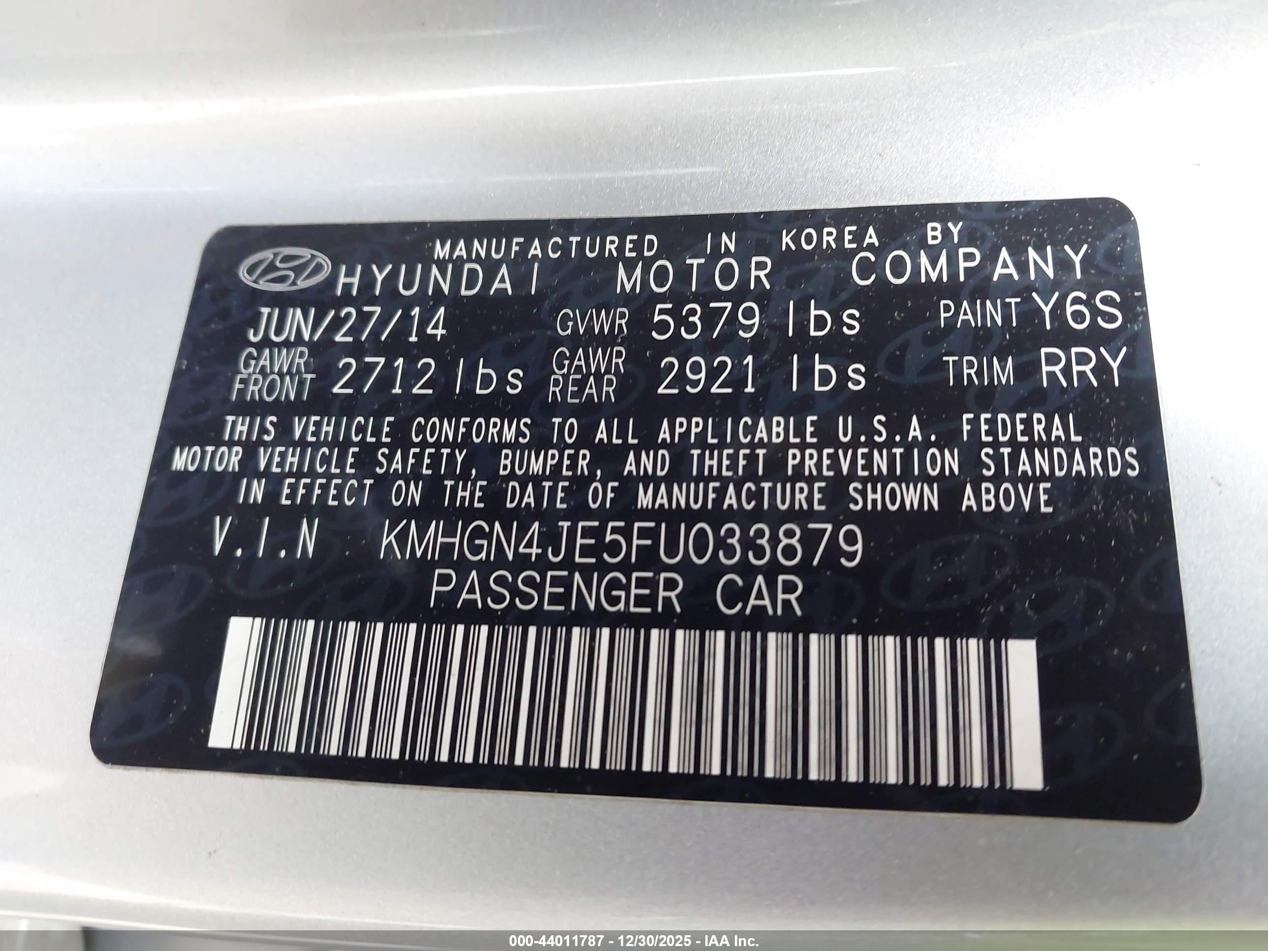 HYUNDAI GENESIS image 9