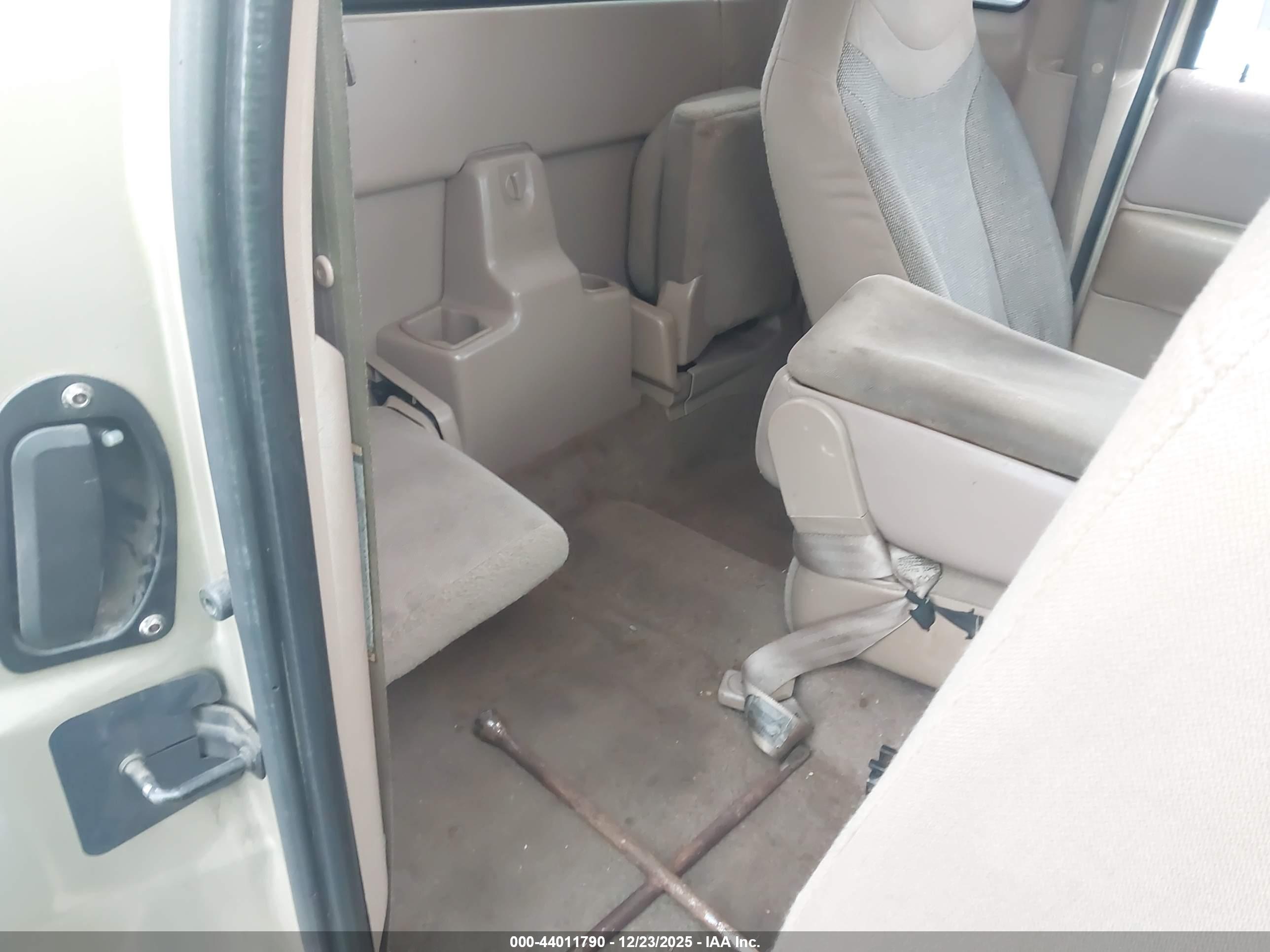 FORD RANGER image 8
