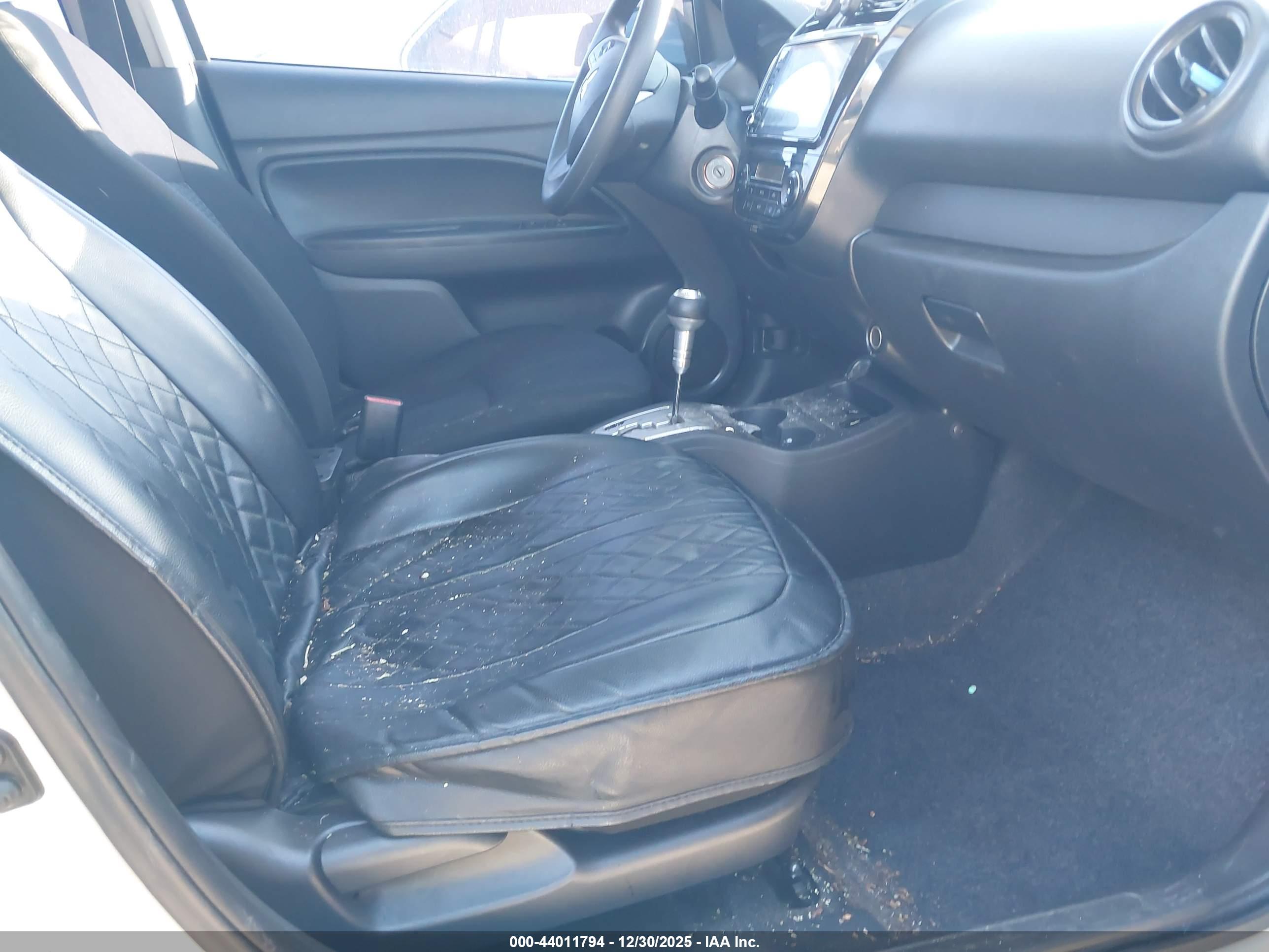 MITSUBISHI MIRAGE image 5