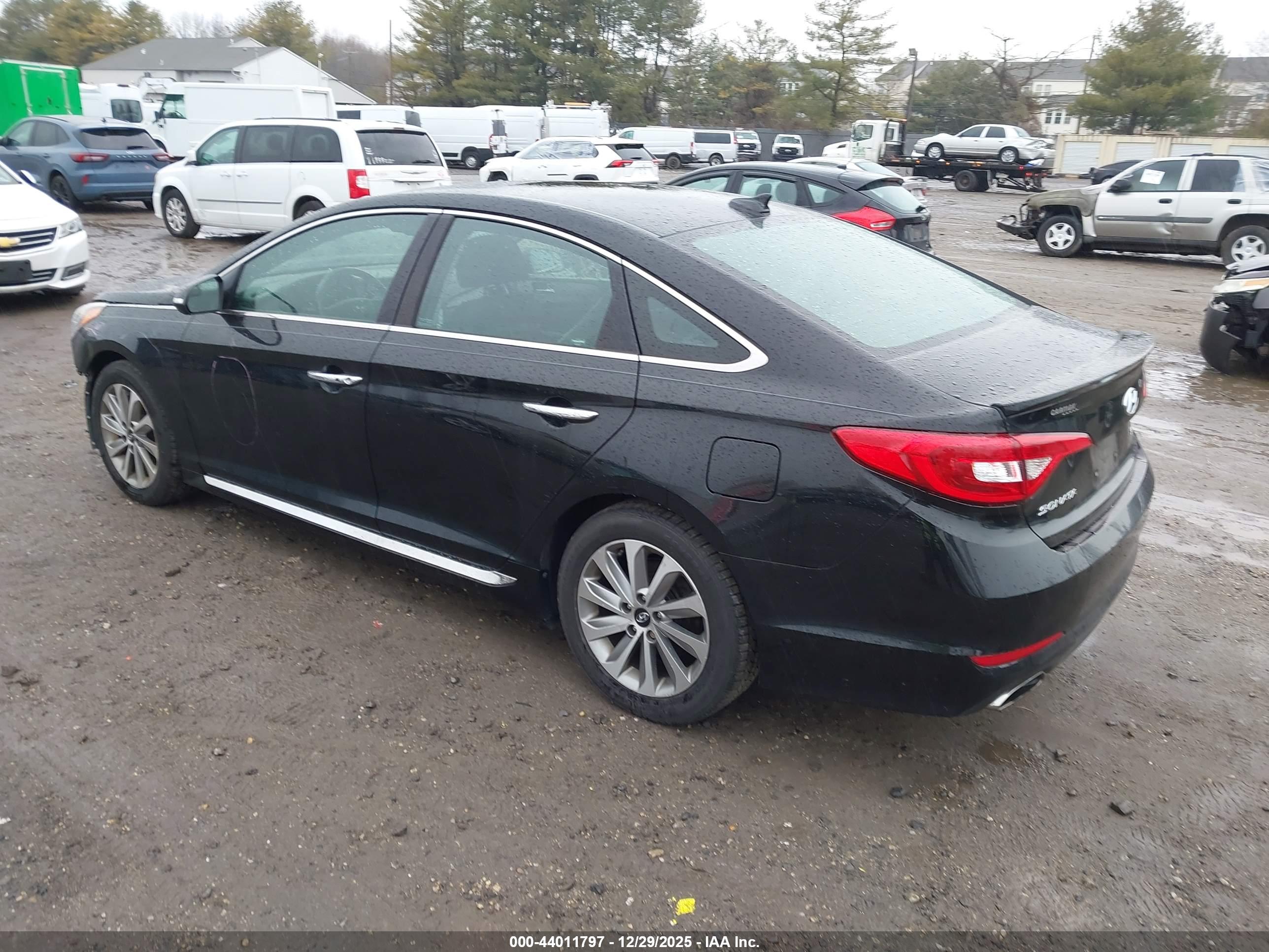 HYUNDAI SONATA image 3