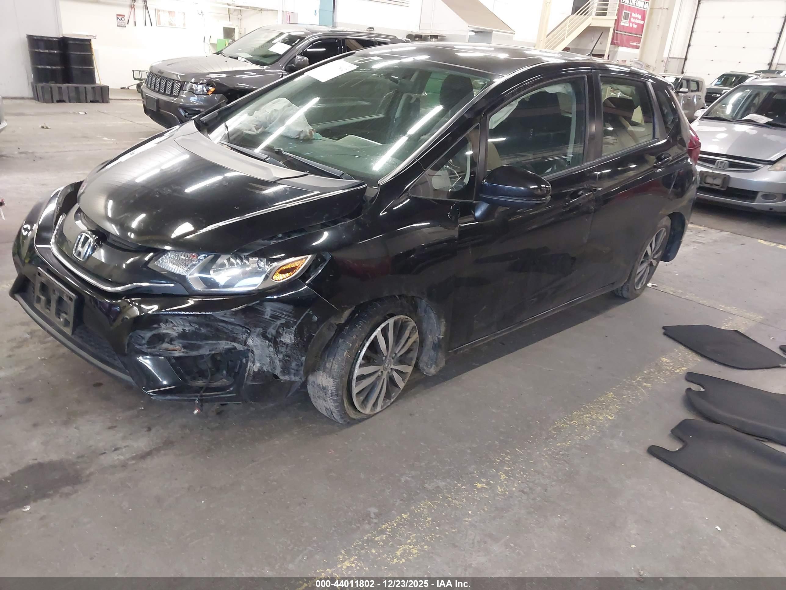 HONDA FIT image 2