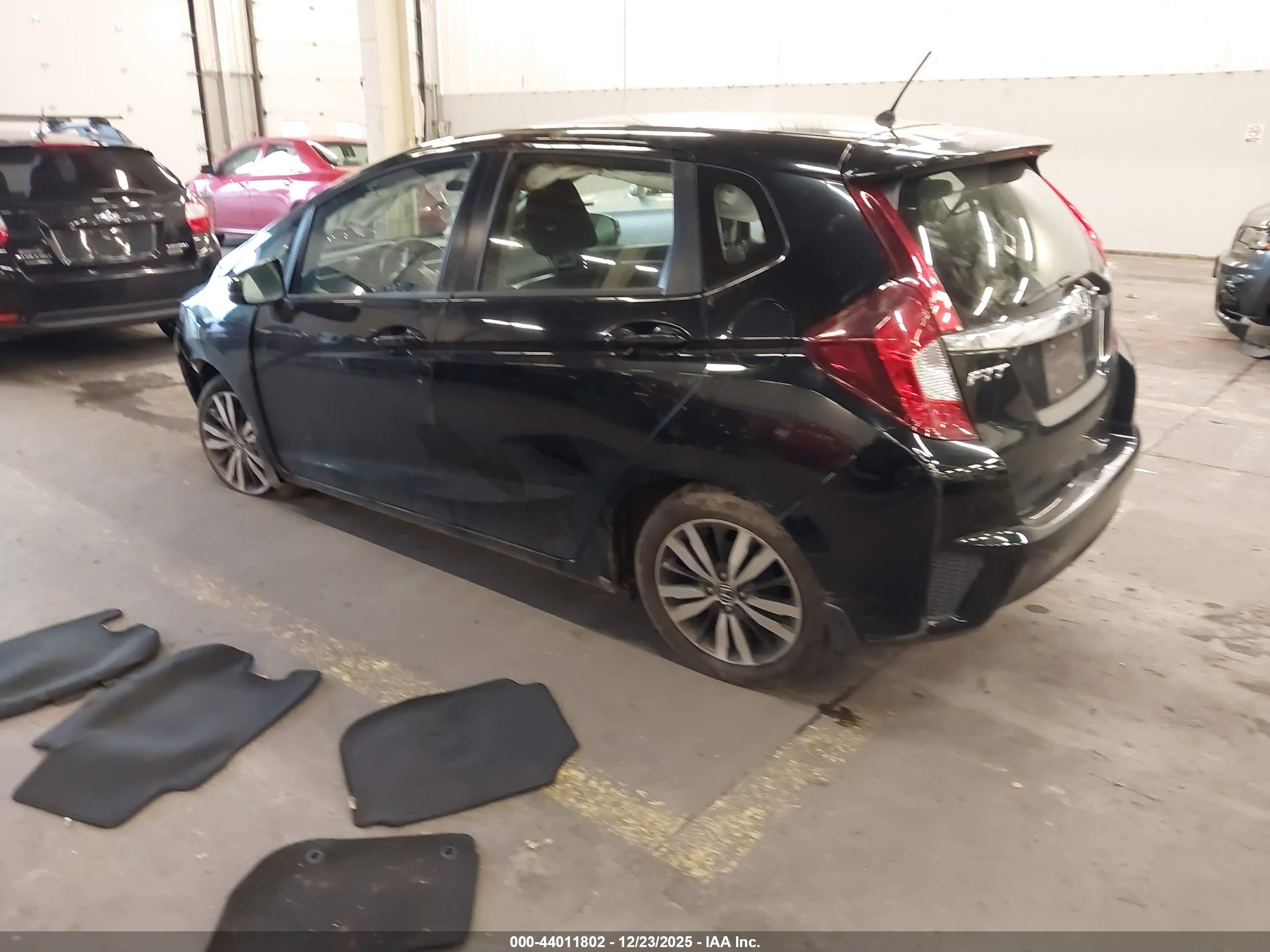 HONDA FIT image 3