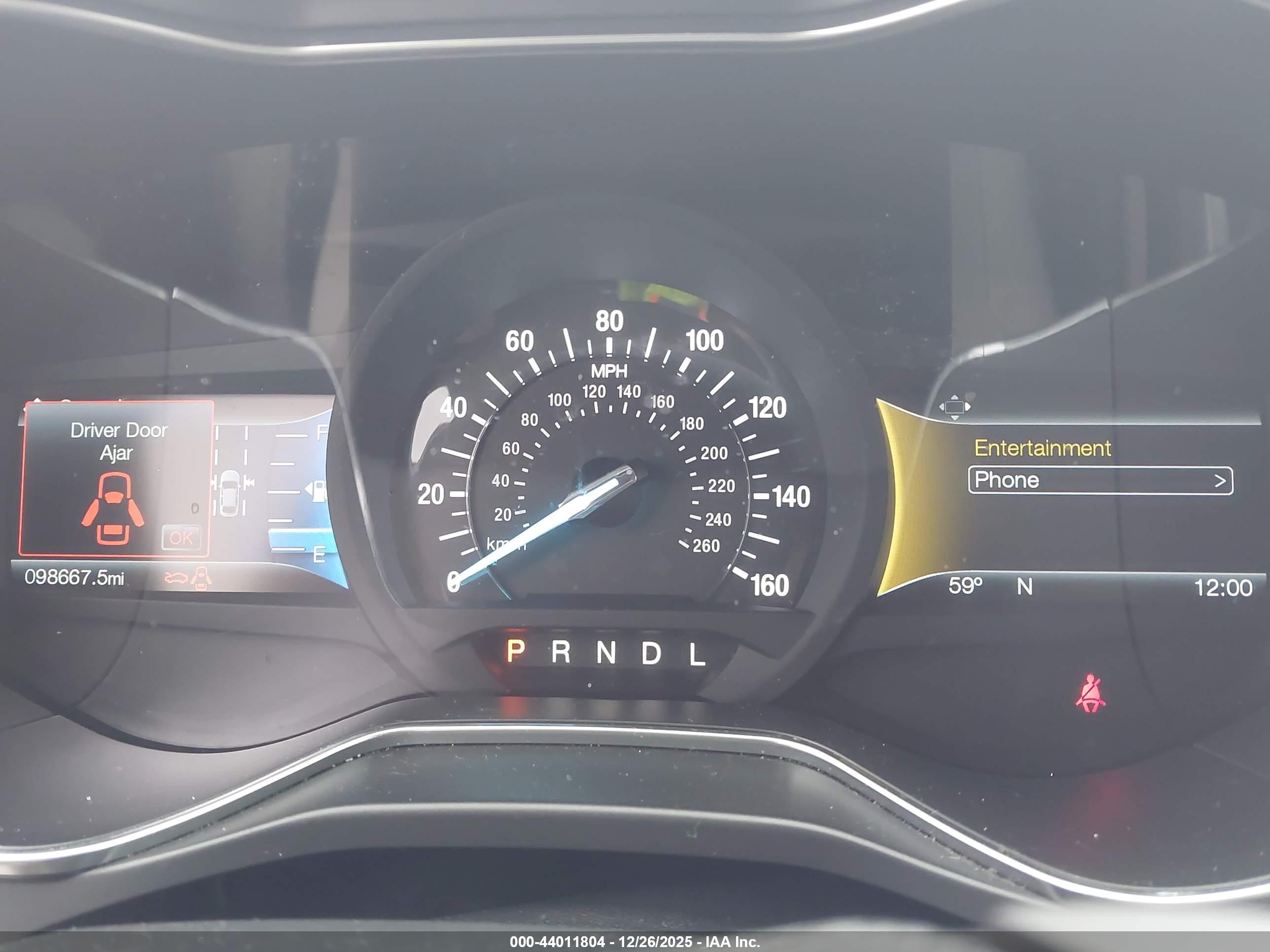 FORD FUSION image 7
