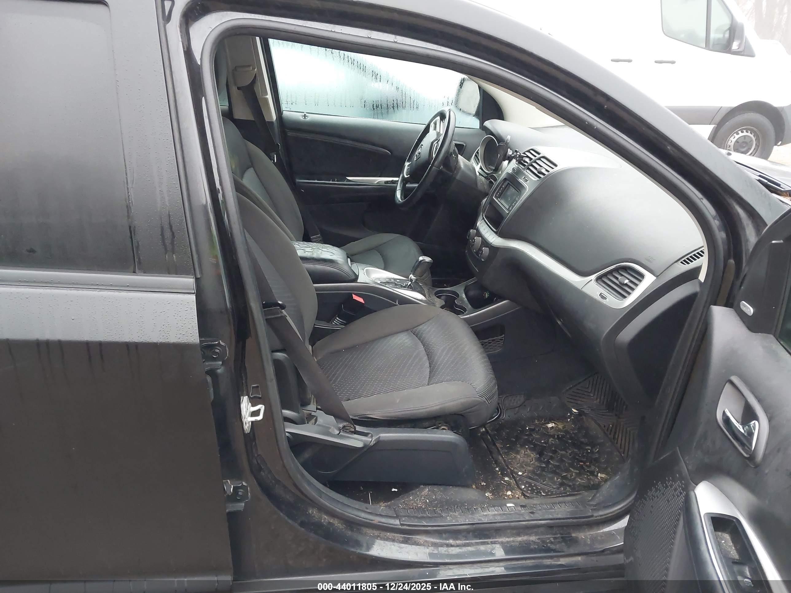 DODGE JOURNEY image 5