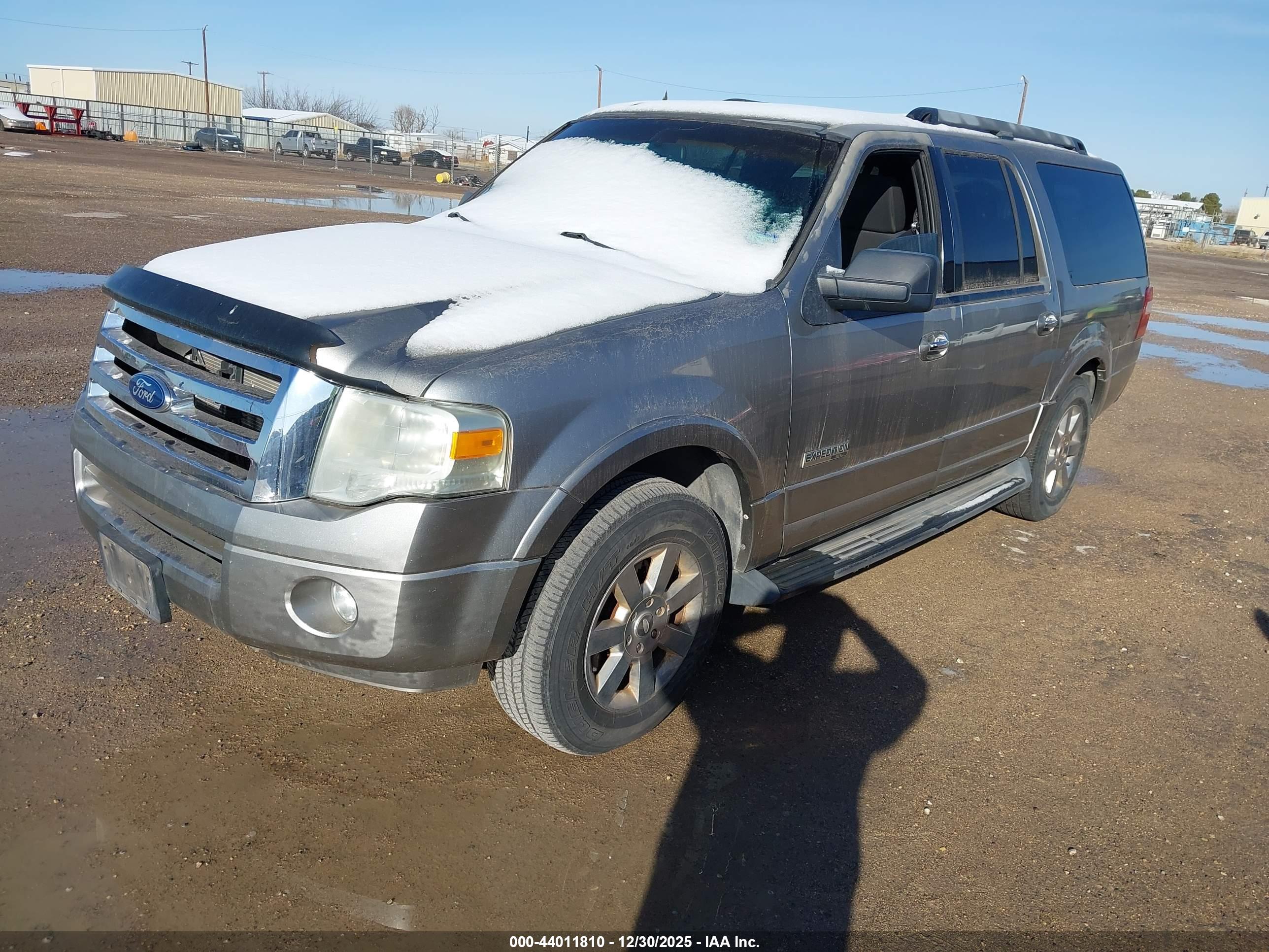 FORD EXPEDITION image 2